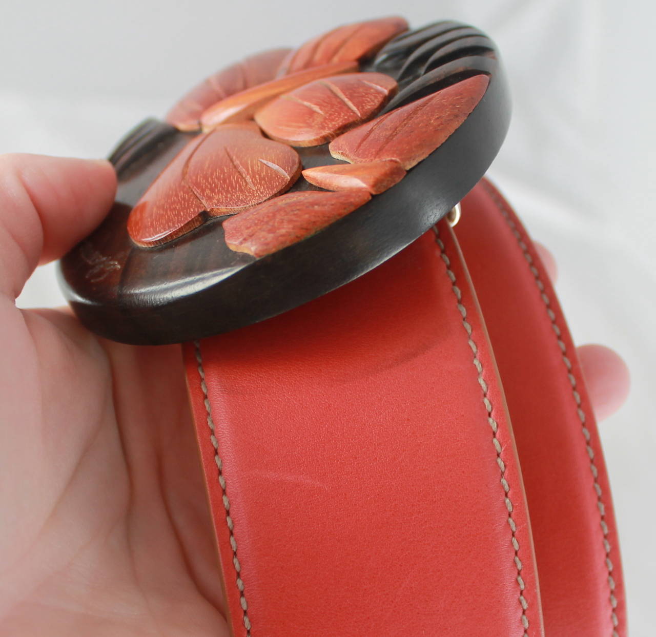 Salvatore Ferragamo Coral Belt with Butterfly Carved Wood Buckle - 85 cm 1