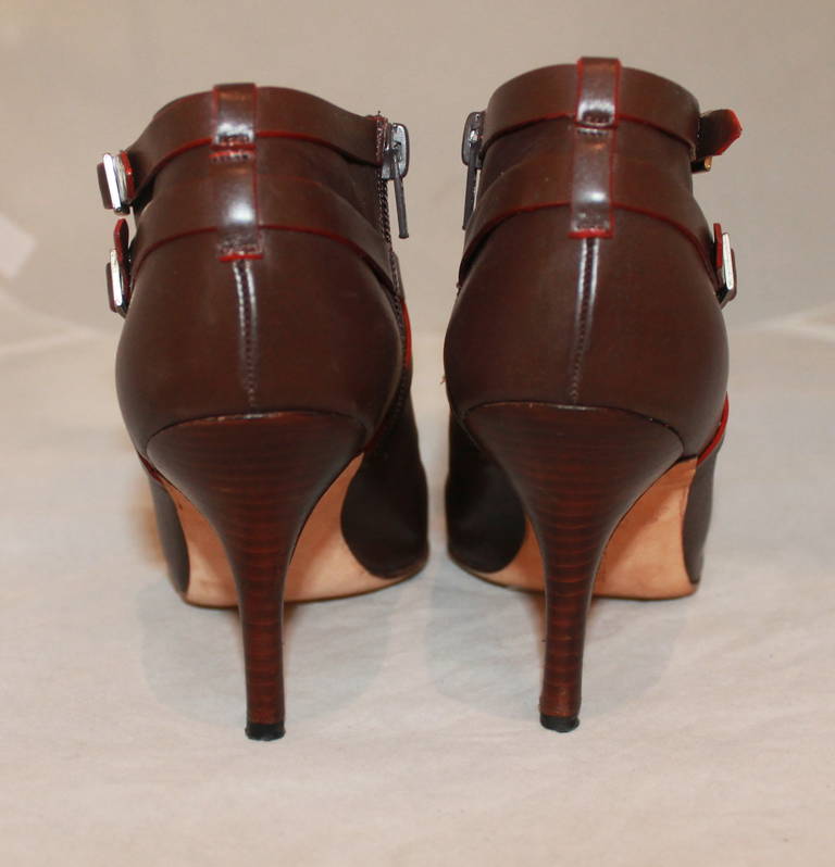 Manolo Blahnik Brown Leather Booties - 7 In Excellent Condition In West Palm Beach, FL