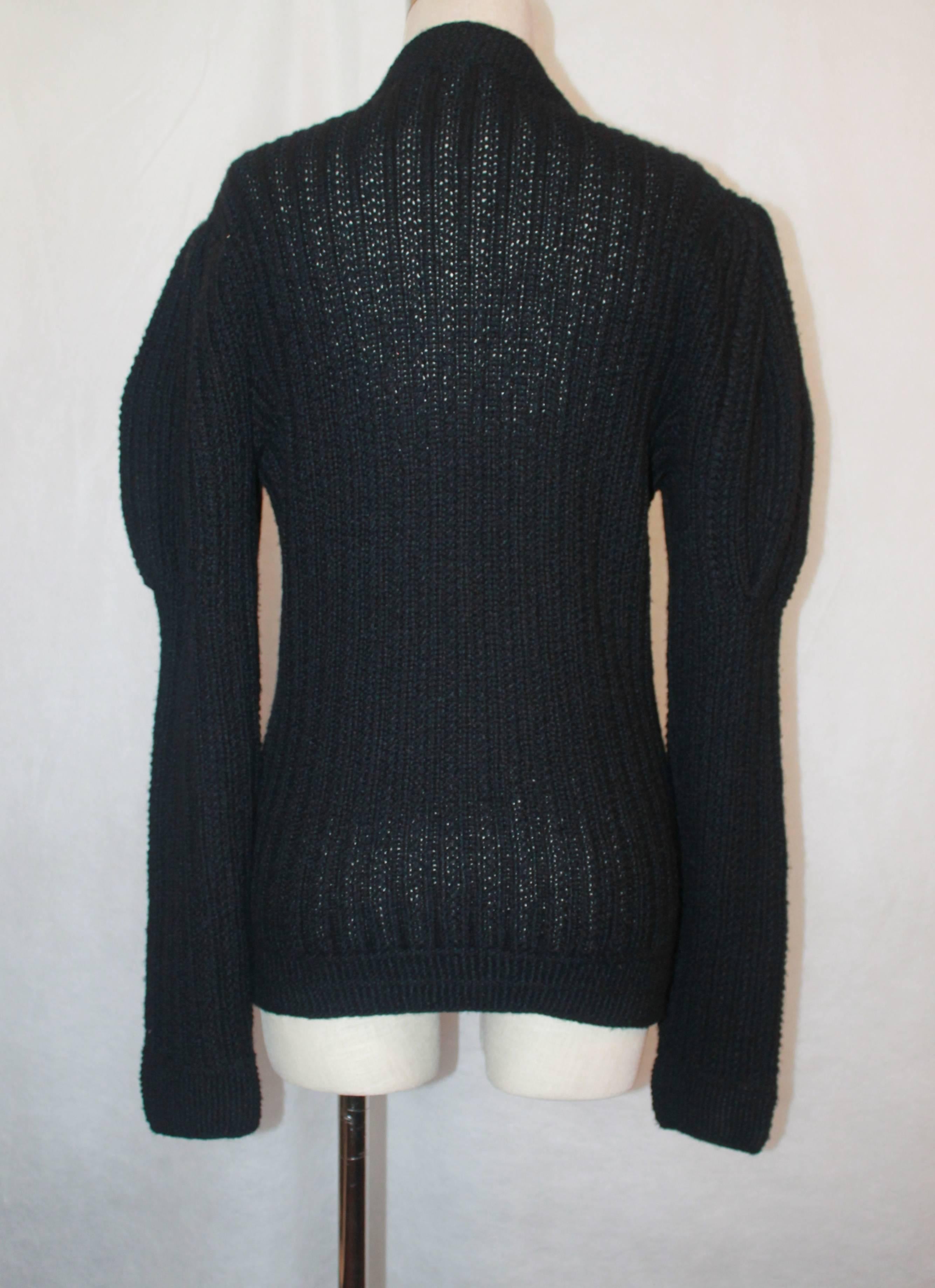 Oscar de la Renta Black Cashmere Knitted Heavy Sweater - Large In Excellent Condition In West Palm Beach, FL