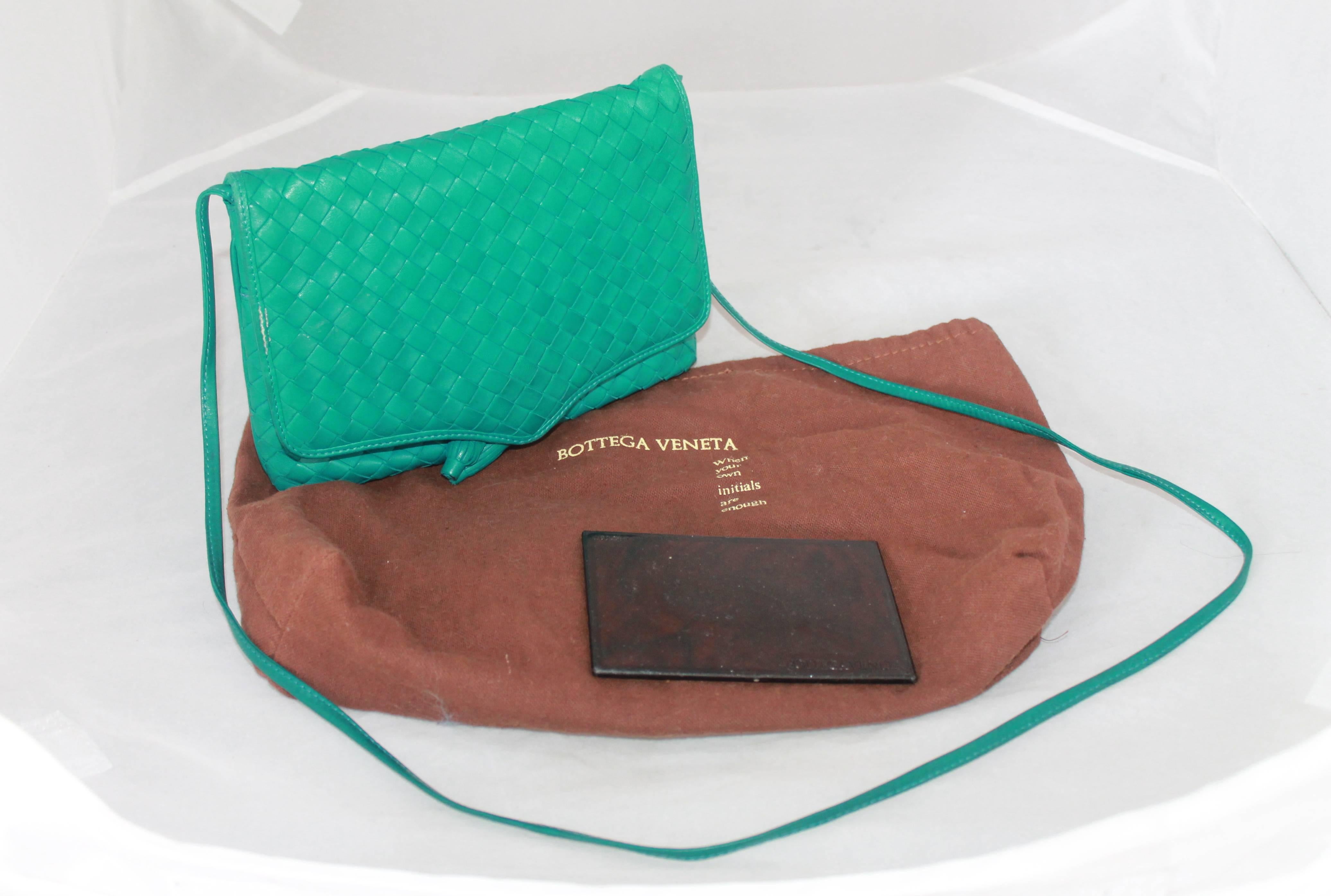 Bottega Veneta 1980's Vintage Teal Woven Leather  Square Crossbody Bag 4