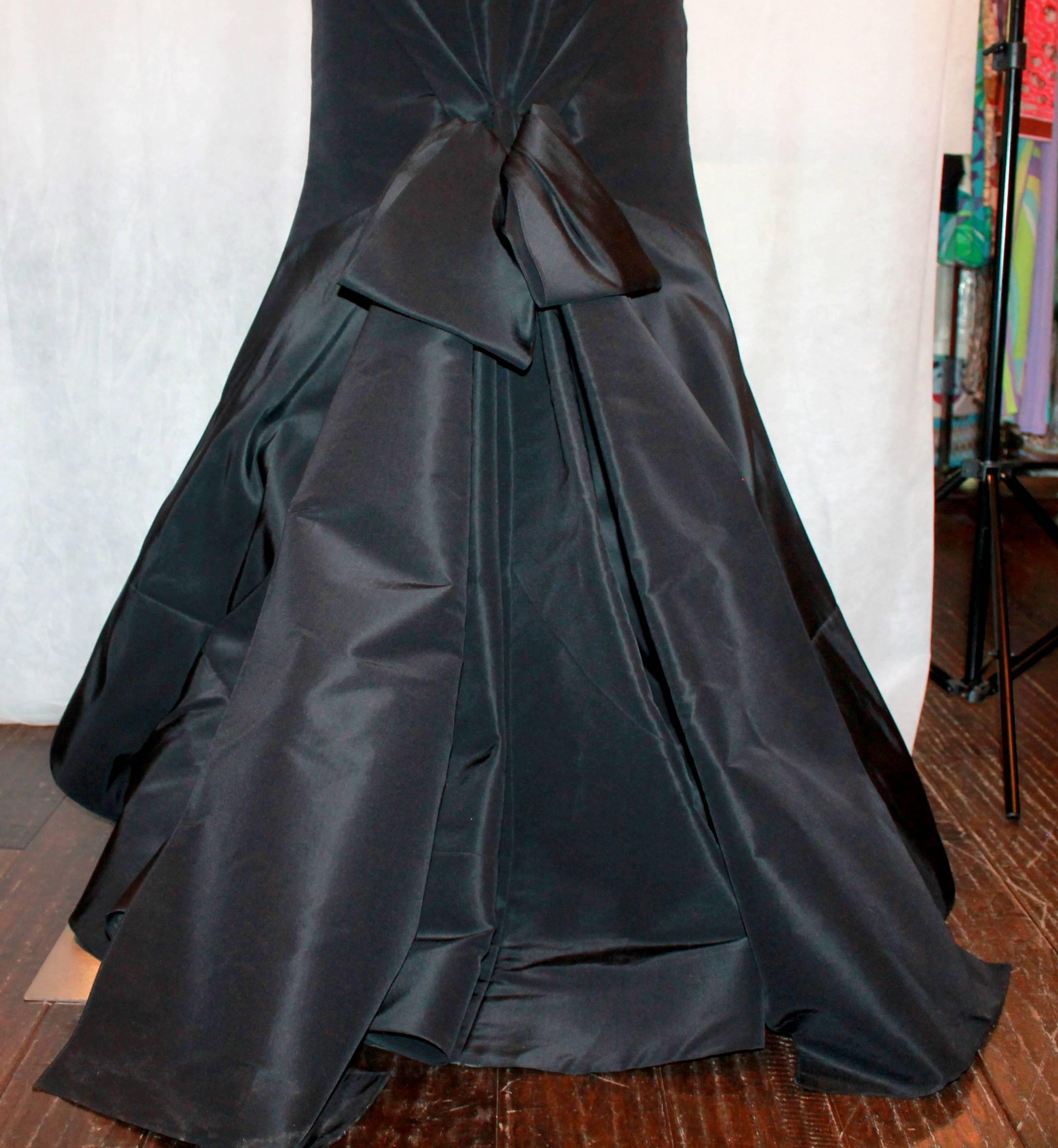 Oscar de la Renta Black Silk Taffeta Bustled Ball Gown  2