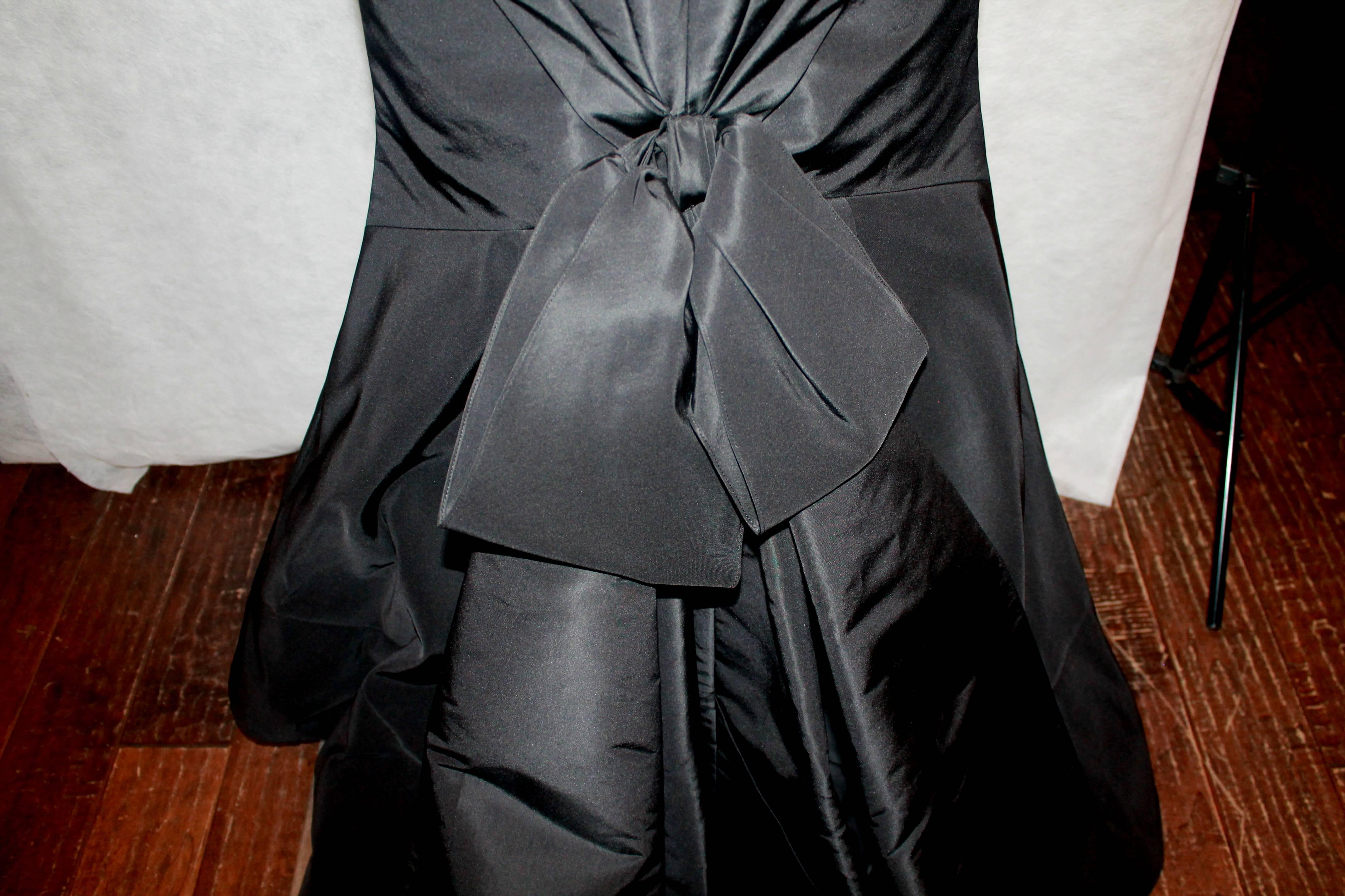Oscar de la Renta Black Silk Taffeta Bustled Ball Gown  3