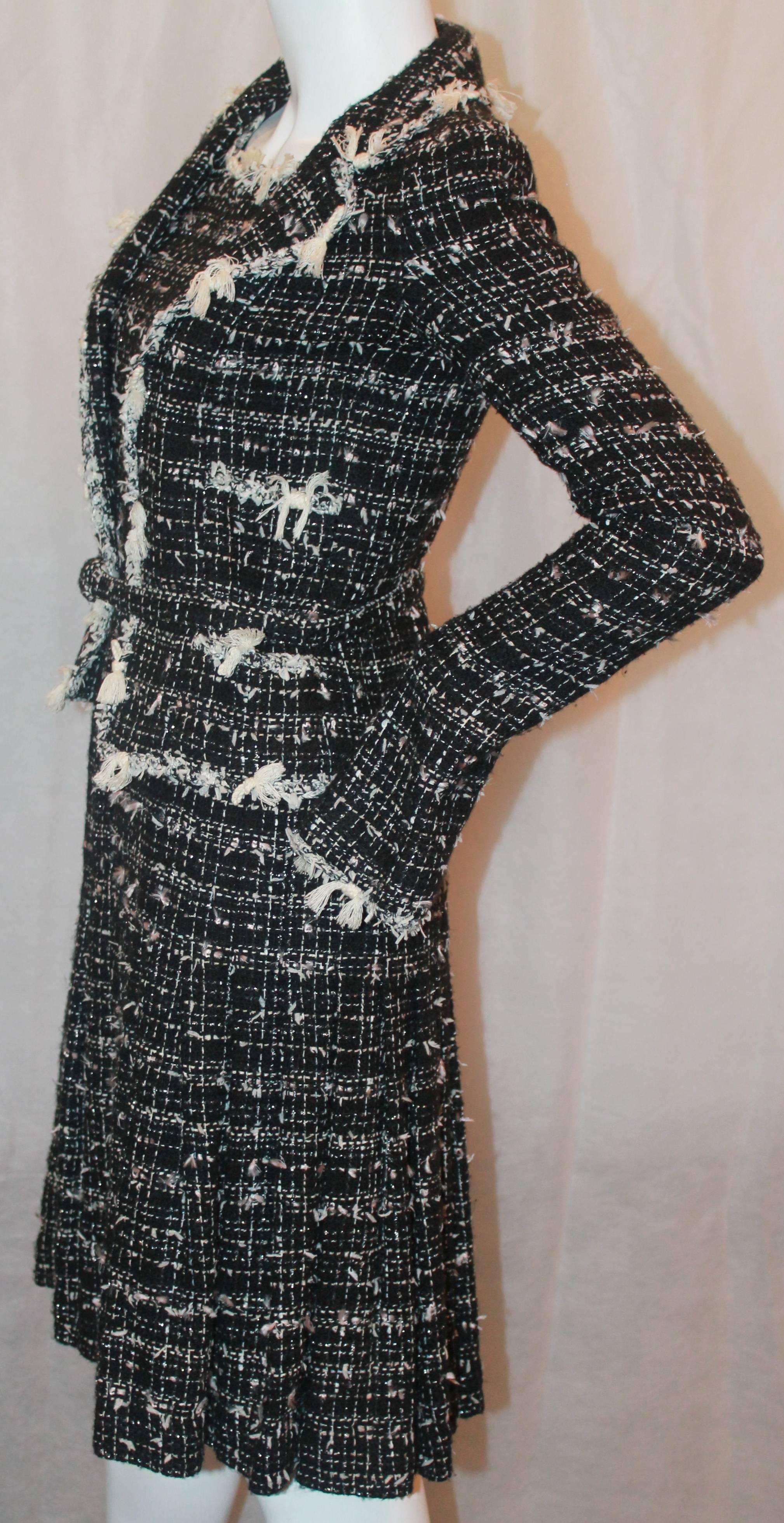 Chanel Black & Ivory Tweed Jacket Style Dress - 38 - Circa 05C In Excellent Condition In West Palm Beach, FL