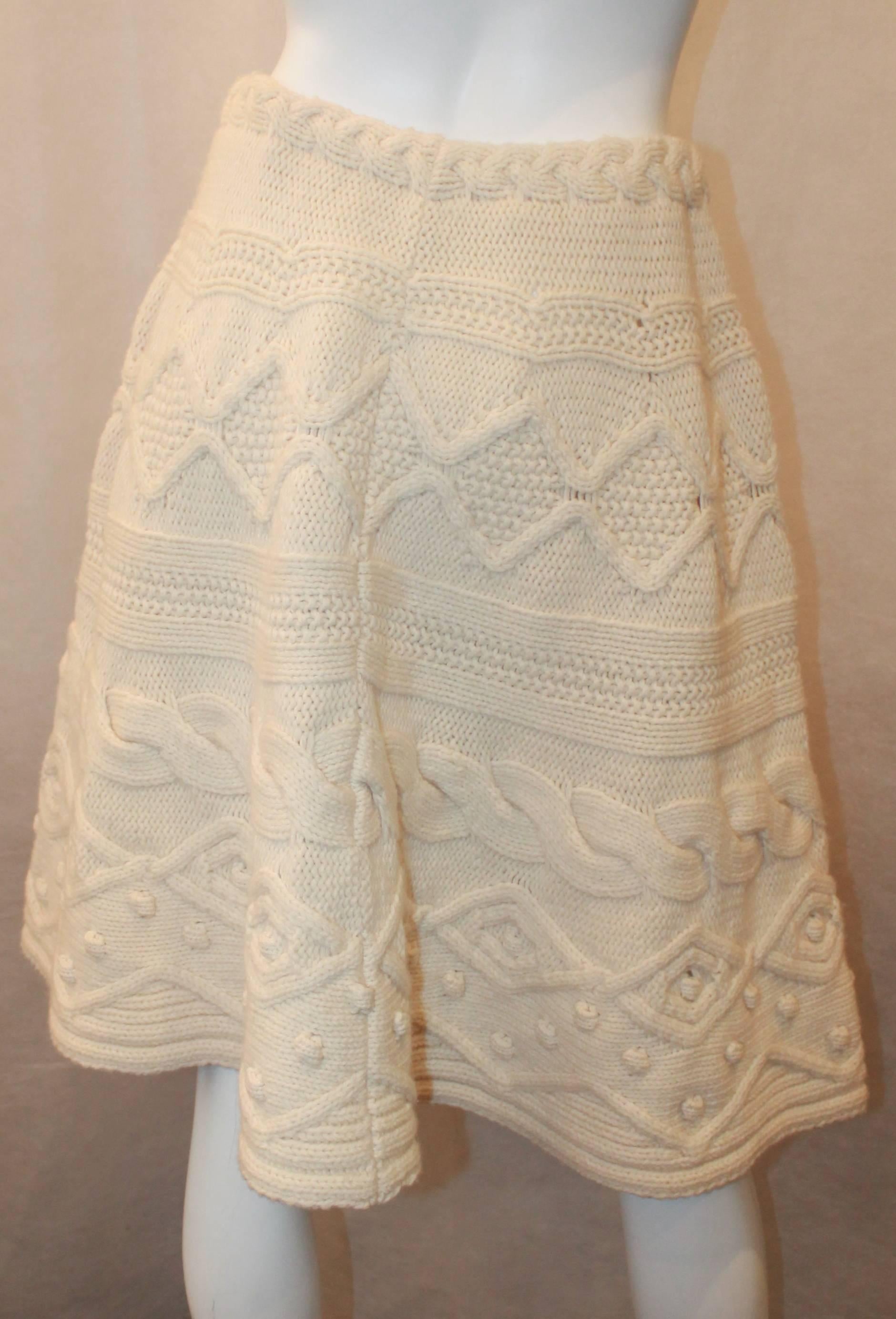 Beige Valentino 1990's Vintage Creme Wool & Cashmere Knitted Skirt - L