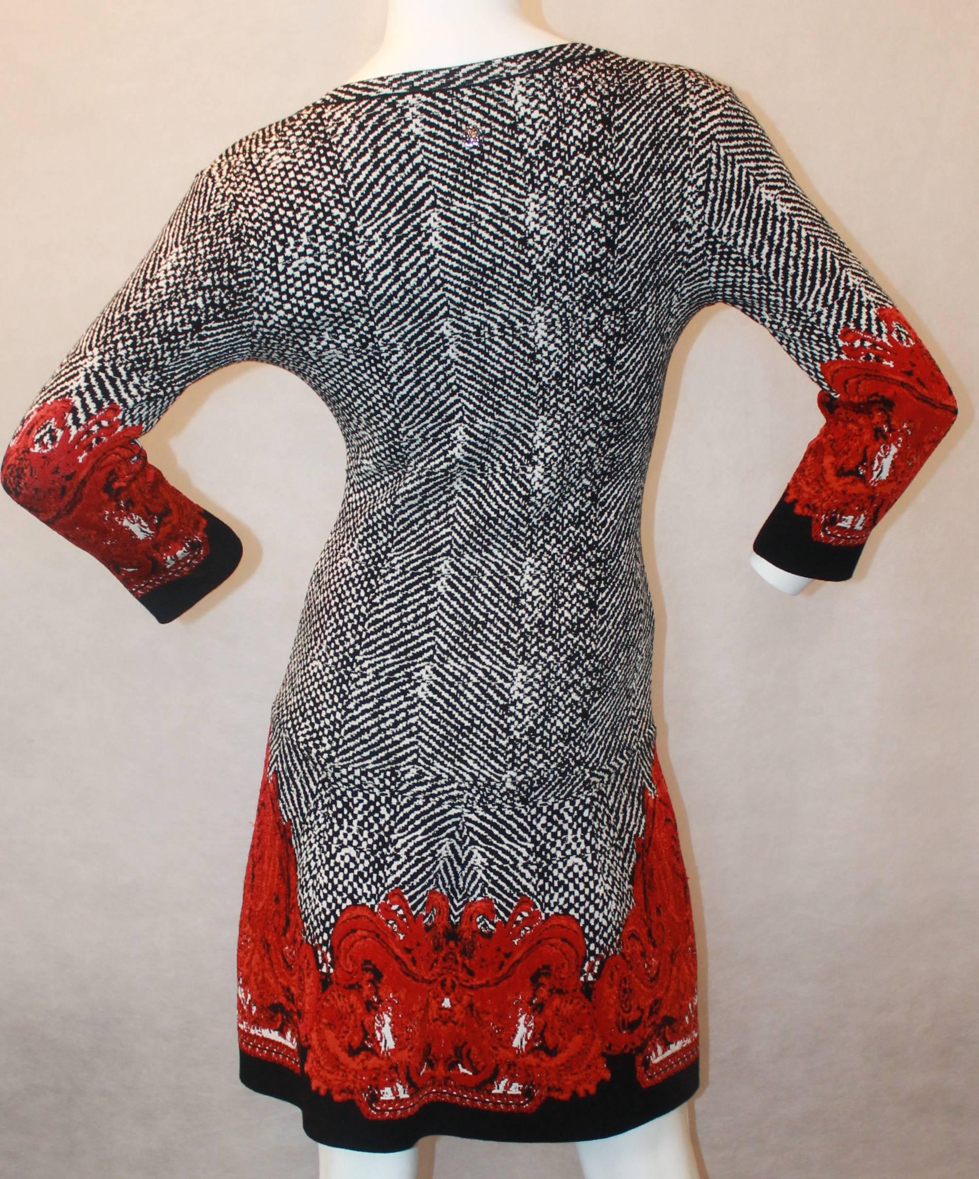 Roberto Cavalli Black, White & Red Printed Long Sleeve Dress - 40 In Excellent Condition In West Palm Beach, FL