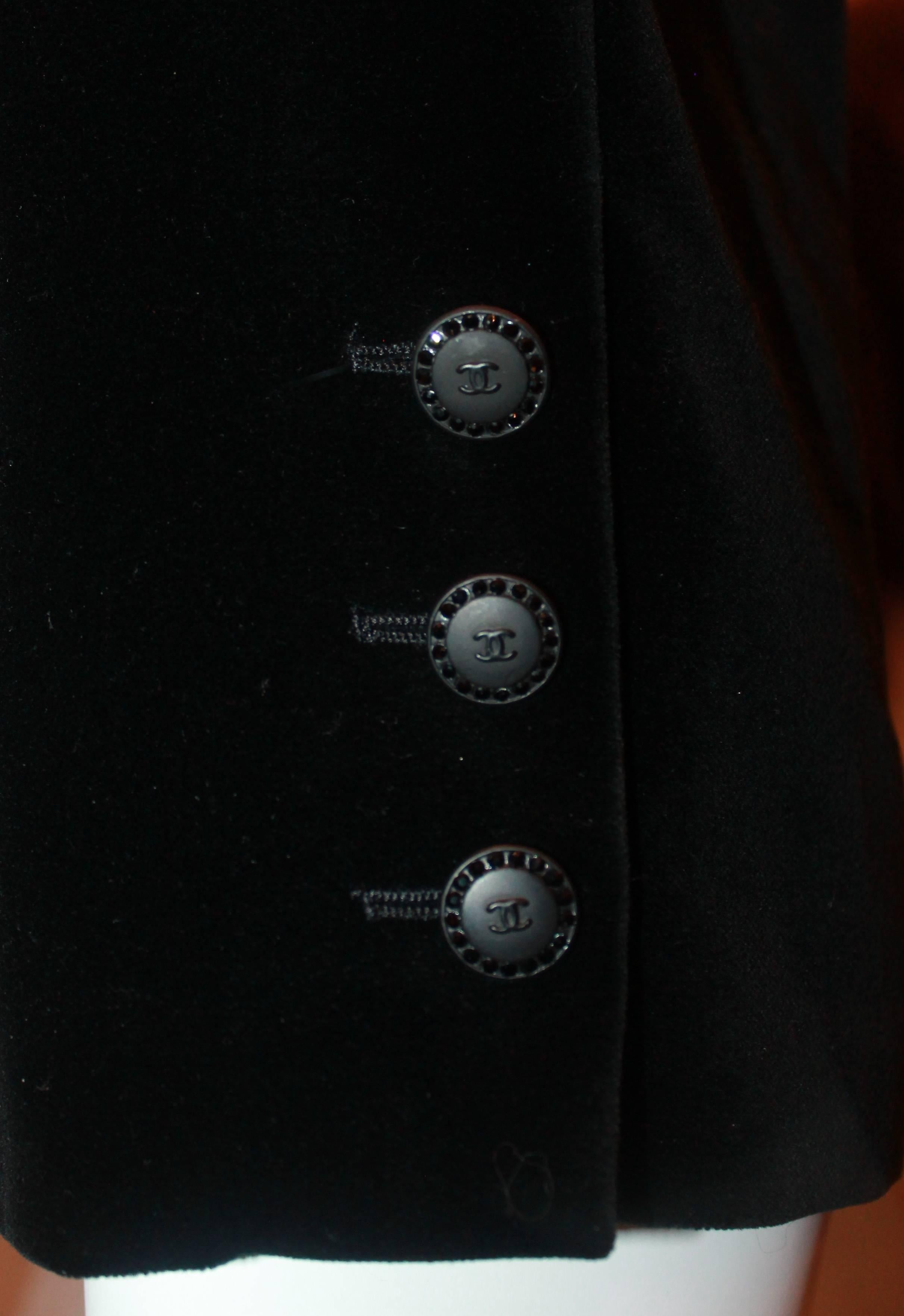 Chanel Black Velvet Cropped Pants w/ Front Zip - 42 - 2005 1