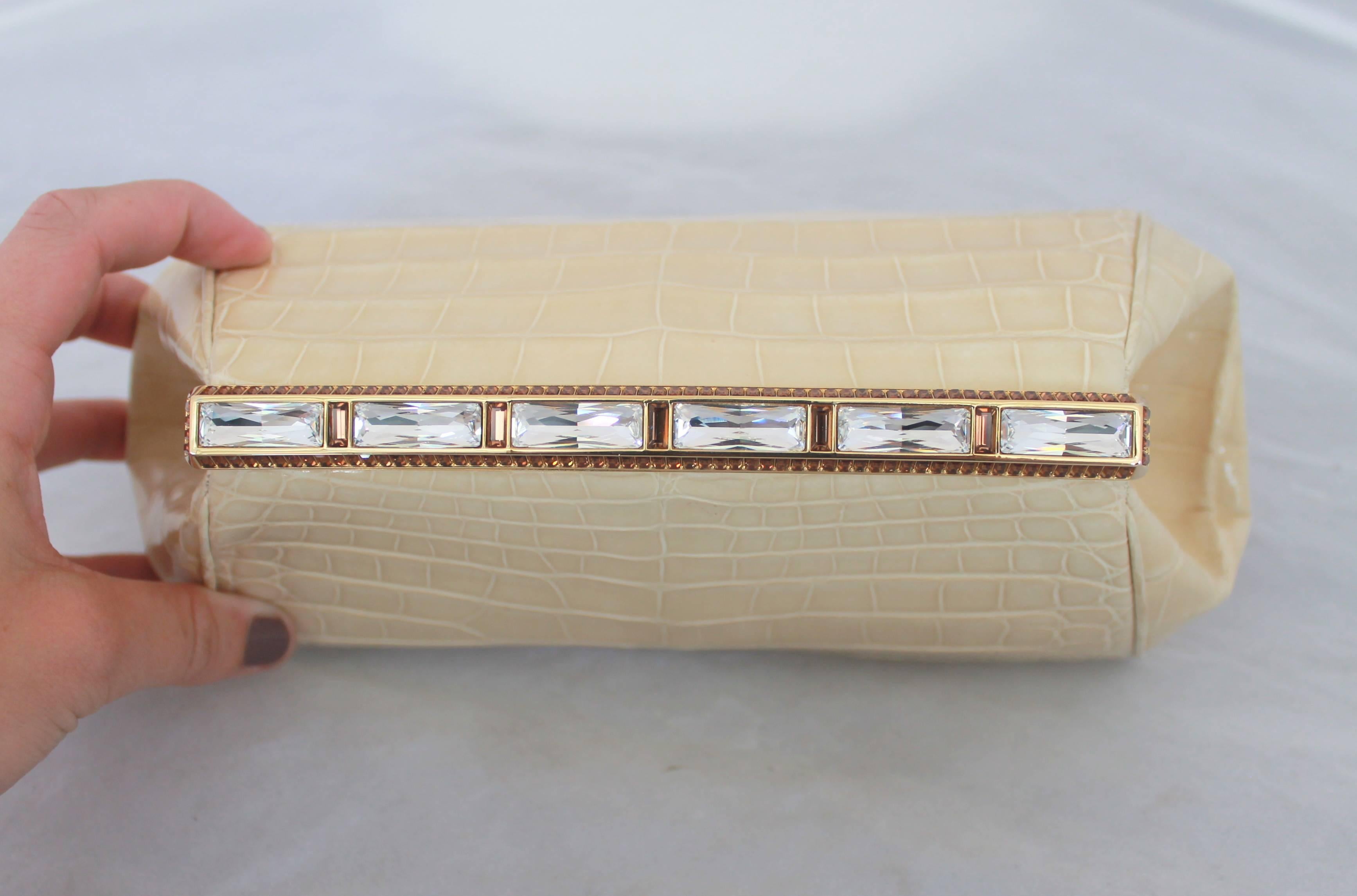 Judith Leiber Ivory Crocodile Clutch with Rhinestone and Gold Clasp In Excellent Condition In West Palm Beach, FL