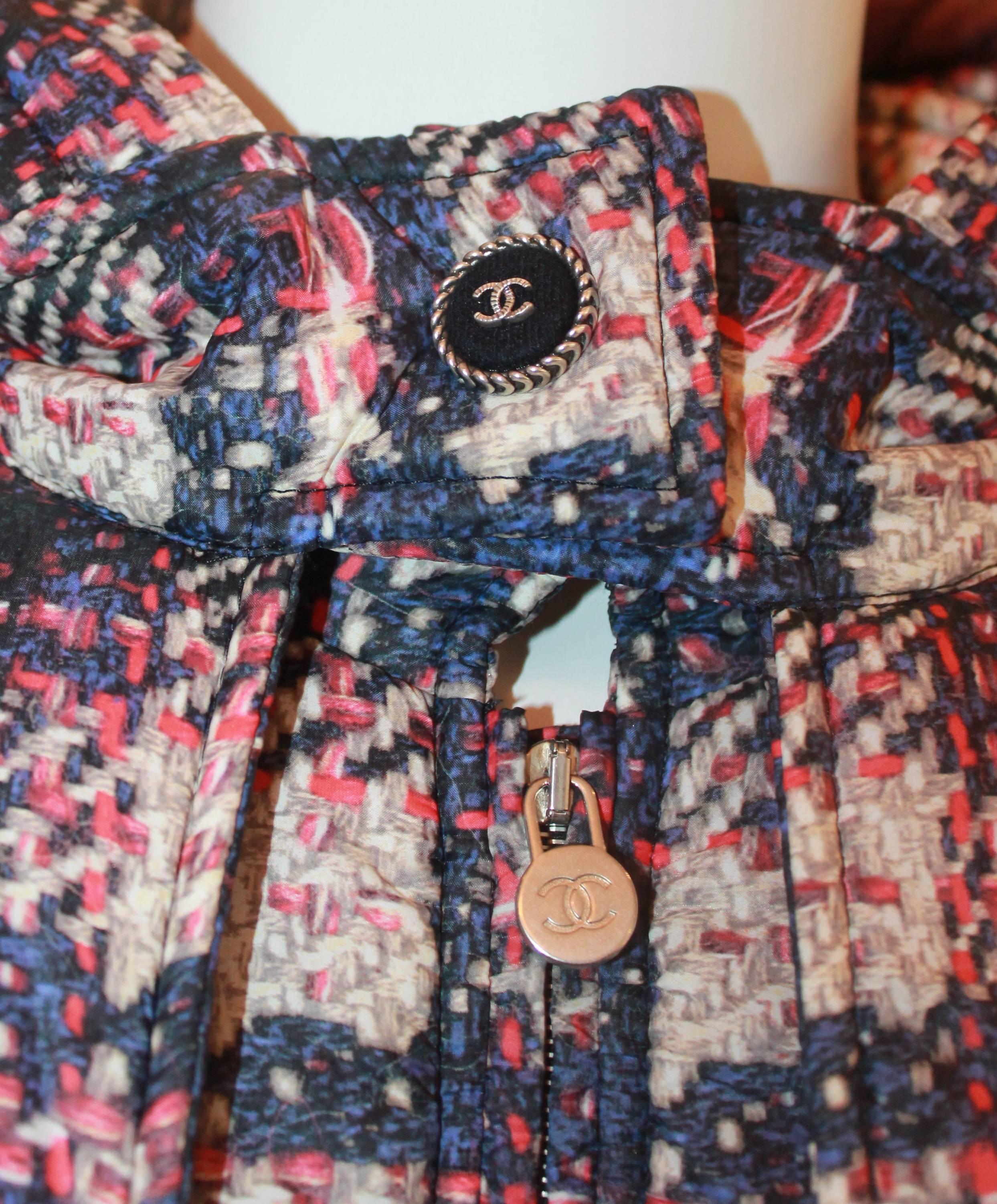 Chanel multi plaid puffer jacket w/ removable hood - Sz 46 - NWT - Circa 2013 1
