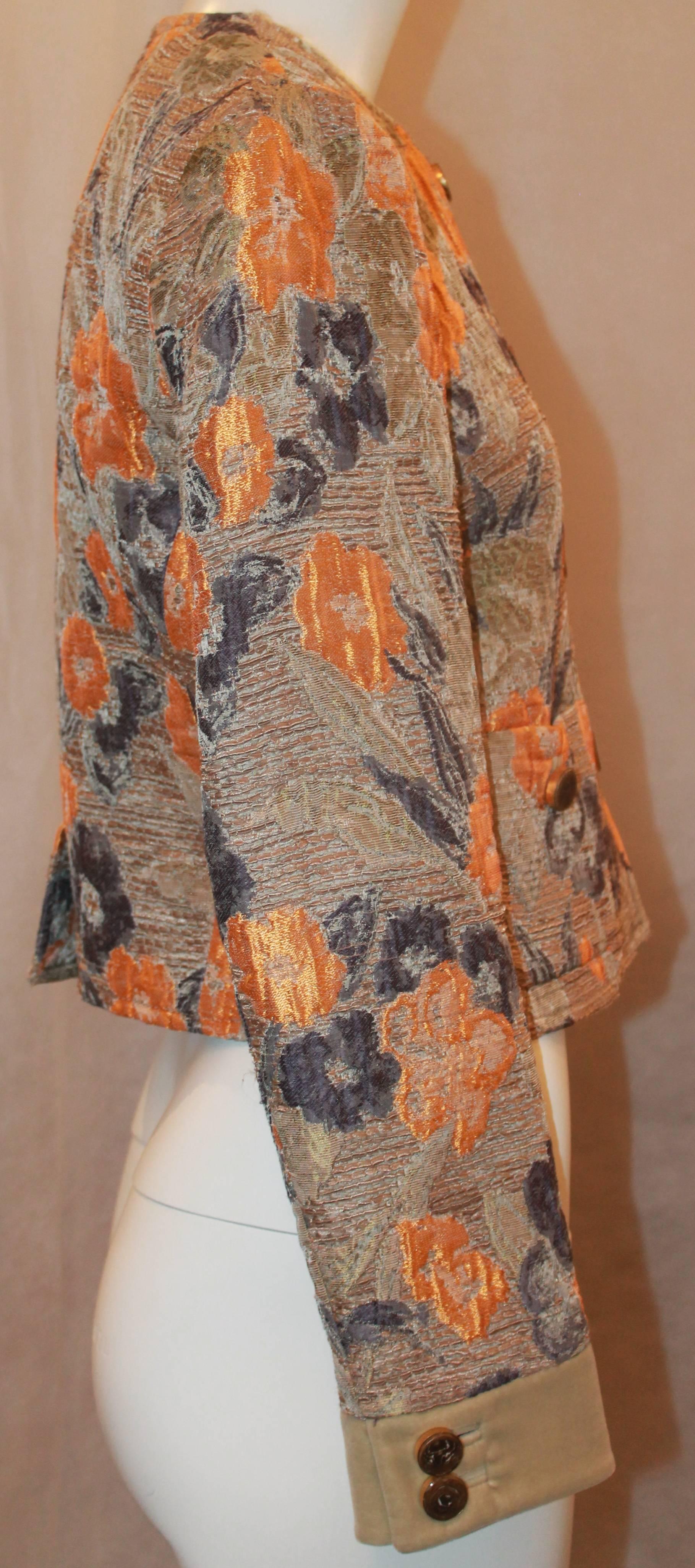 Marron Etro - Veste à motifs floraux en brocart de soie taupe, orange, violet et vert - S/40 en vente