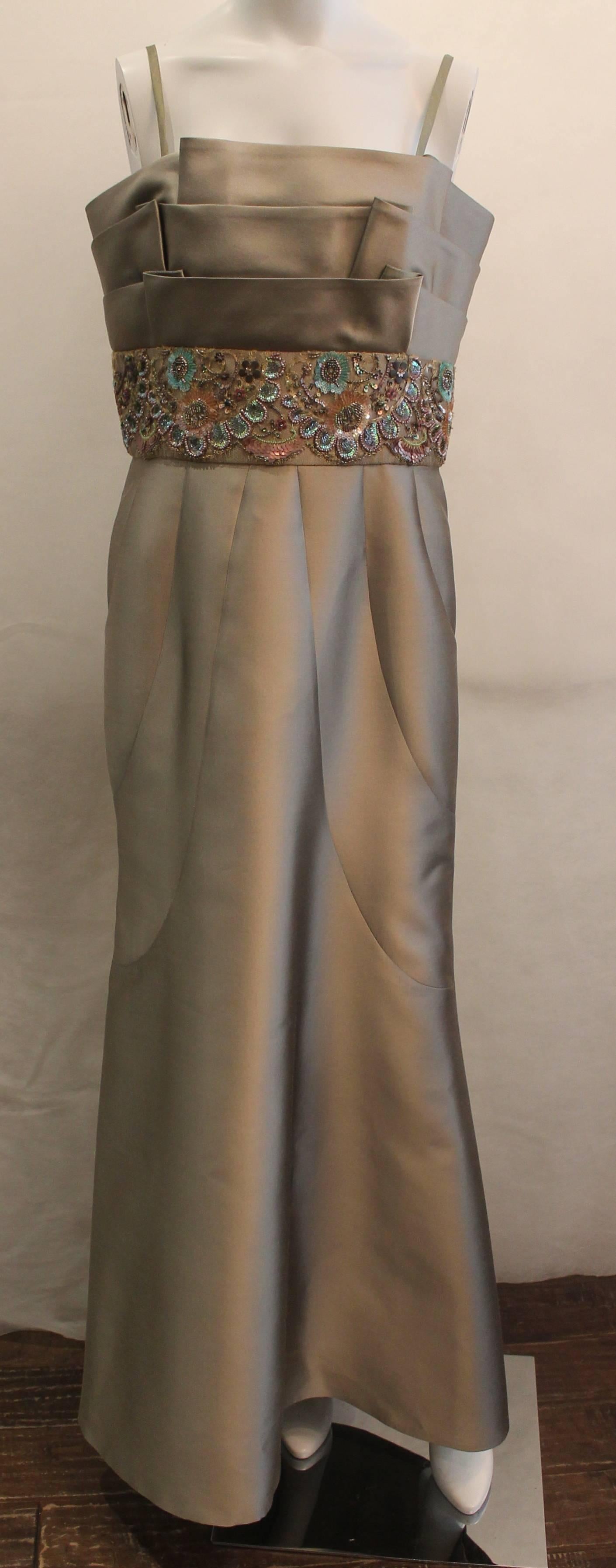 Linda Cunningham Taupe Silk Gown w/ Multi Floral Lace & 3 Tier Ruffle Bust - 10.  This gorgeous gown is in excellent condition.  It features a taupe silk material, three tier ruffle bust, a paneled look in front, and a back zipper.  It comes with a