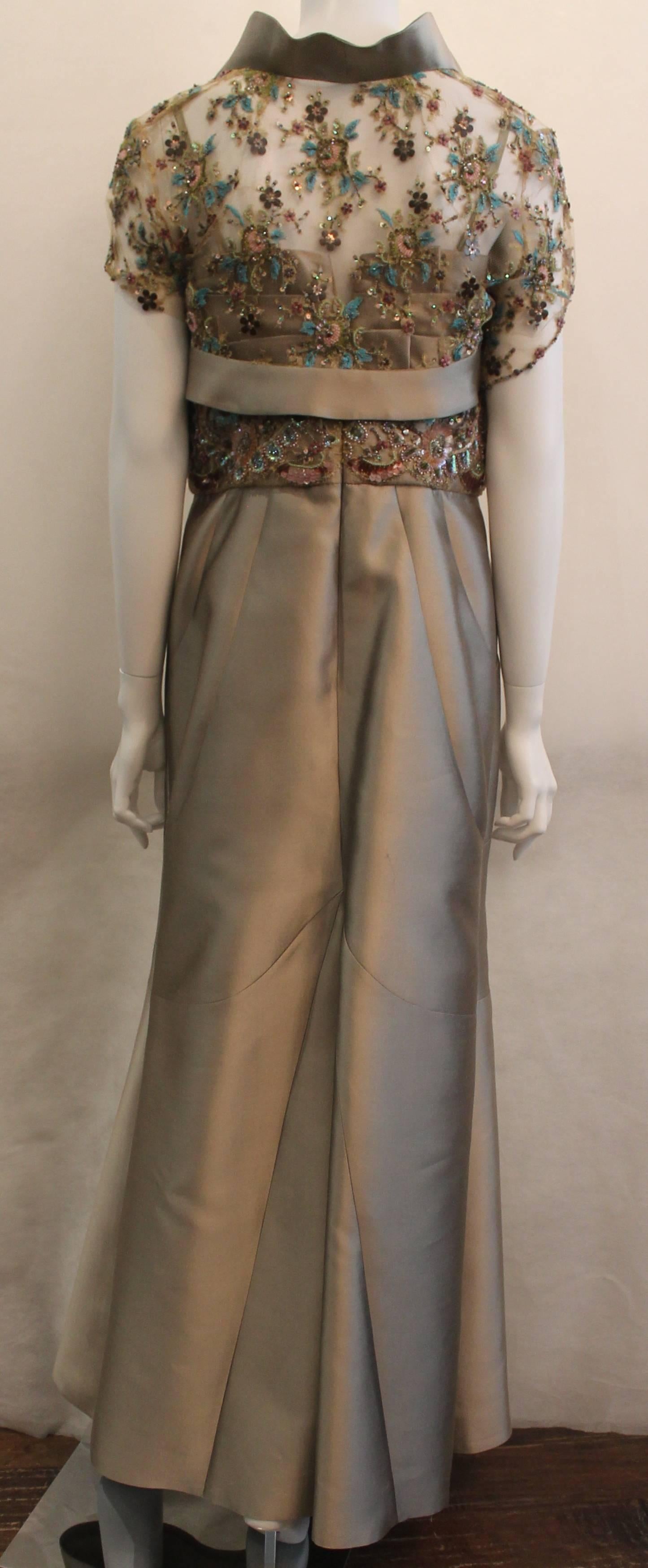 Gray Linda Cunningham Taupe Silk Gown w/ Multi Floral Lace & 3 Tier Ruffle Bust - 10 For Sale