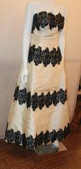 Helen Morley Ivory Silk Blend w/ Black Lace Strapless Gown w/ Shawl - 12