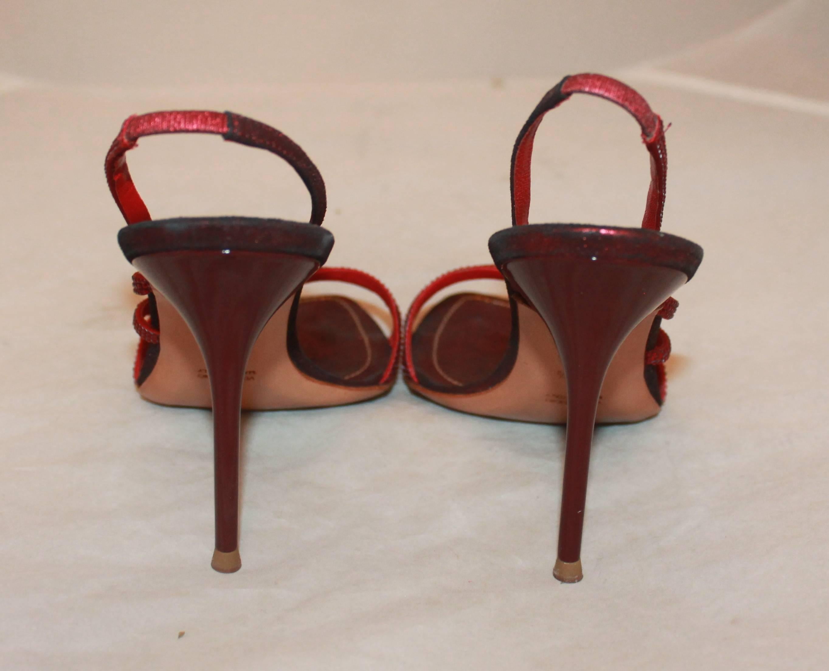 Rene Caovilla Red Strappy Sandals with Rhinestones - 39.5 In New Condition In West Palm Beach, FL