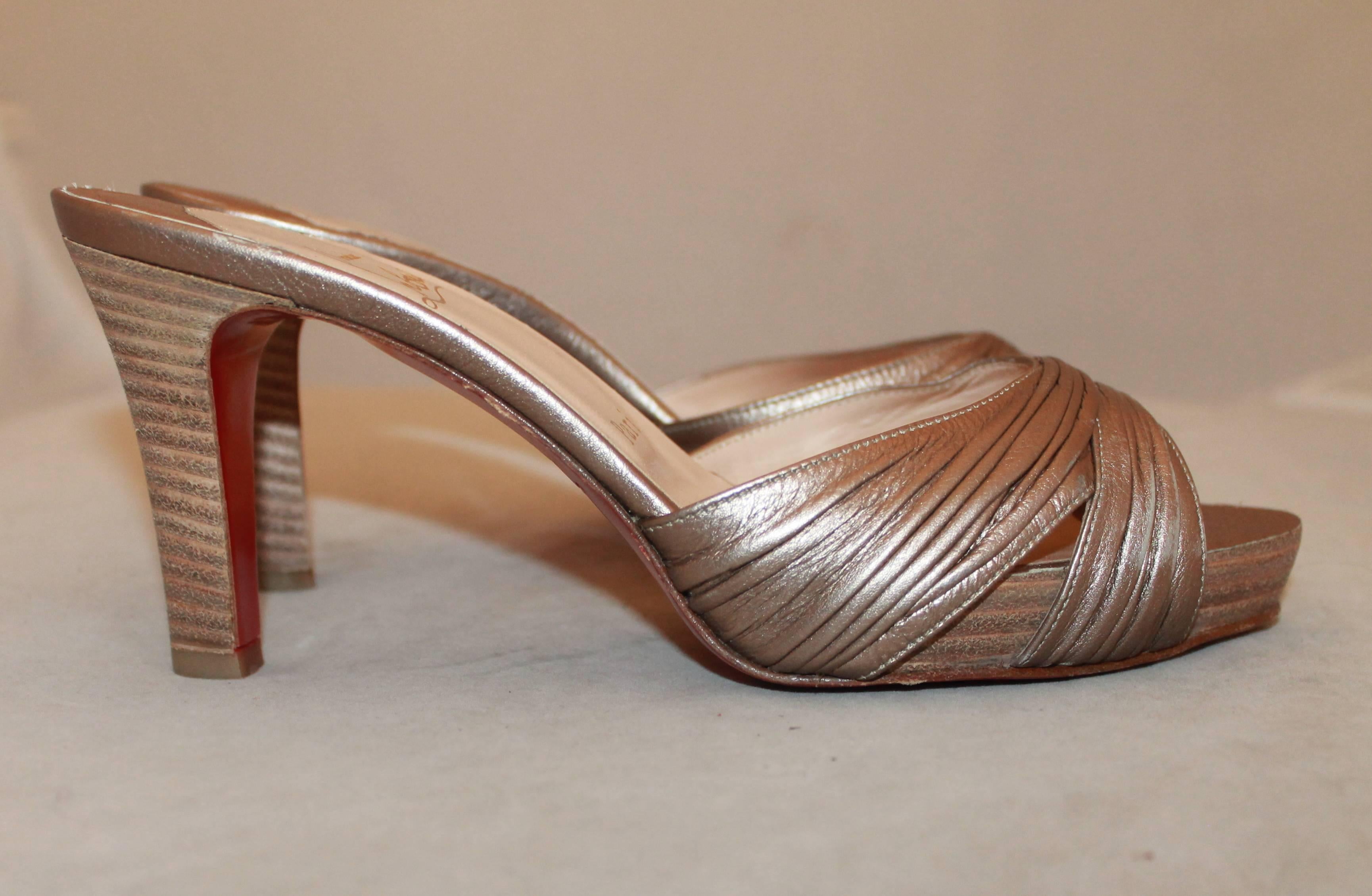 Christian Louboutin Bronze Woodstack Heel - 37 In Good Condition In West Palm Beach, FL