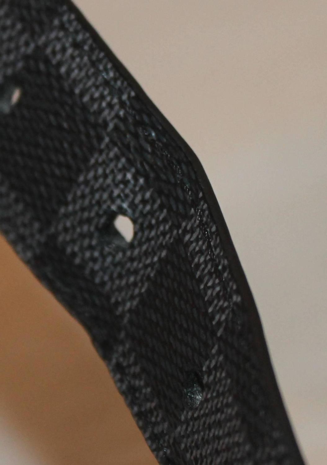 Louis Vuitton Black Leather Damier Graphic Print Belt - 40 For Sale at 1stdibs