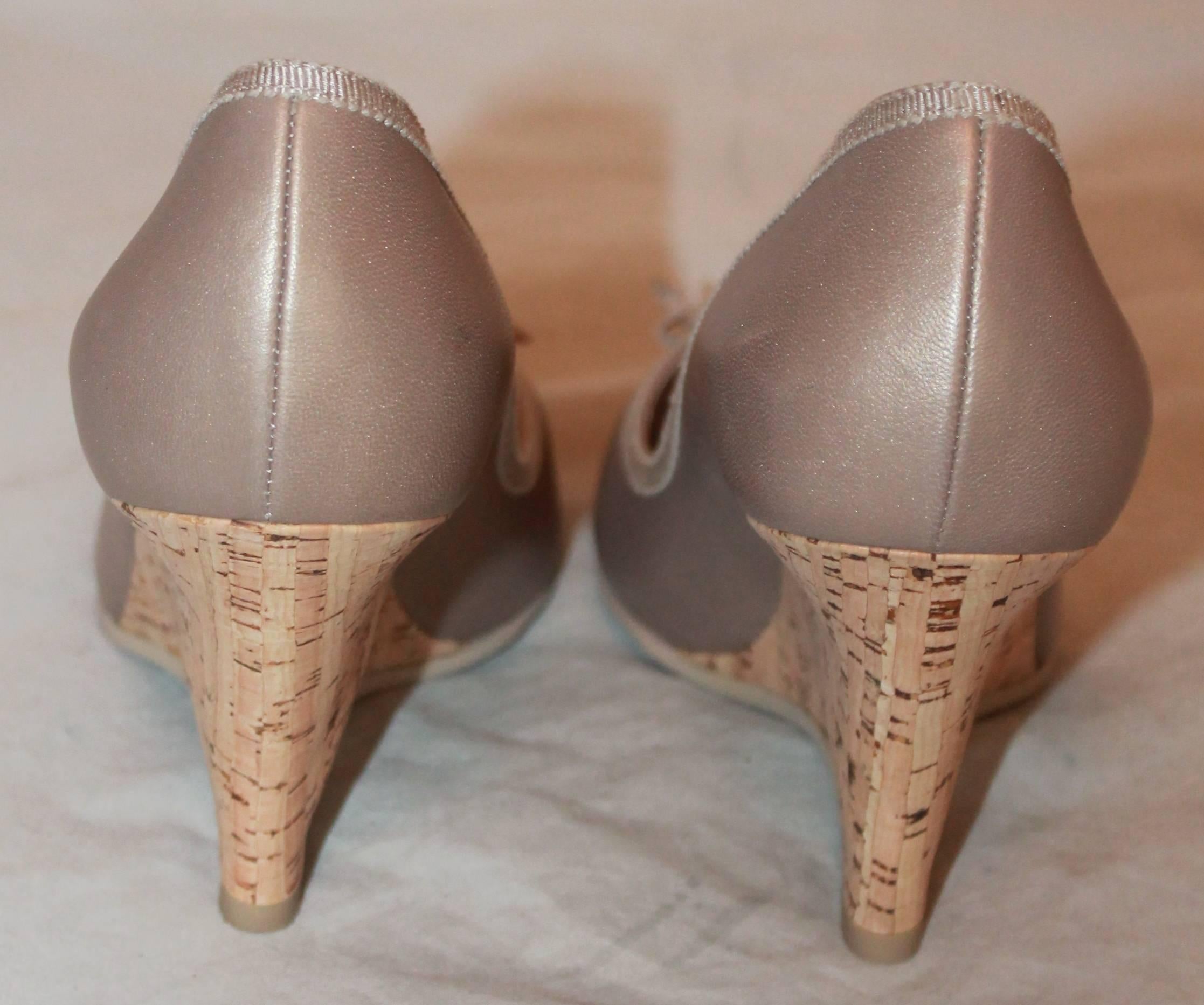 Salvatore Ferragamo Champagne Leather Peep Toe Cork Wedges - 7B In New Condition In West Palm Beach, FL