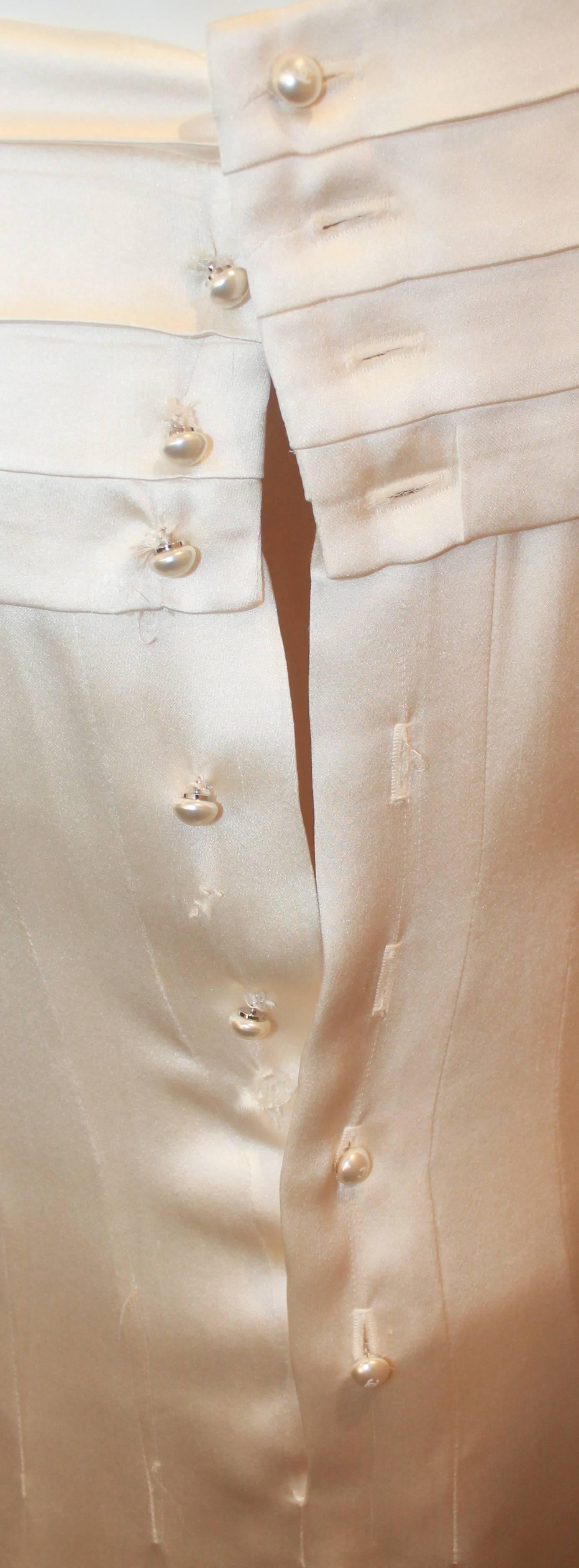 Women's Chanel Ivory Silk Pleated Flapper Inspired Dress - 40 - 05P