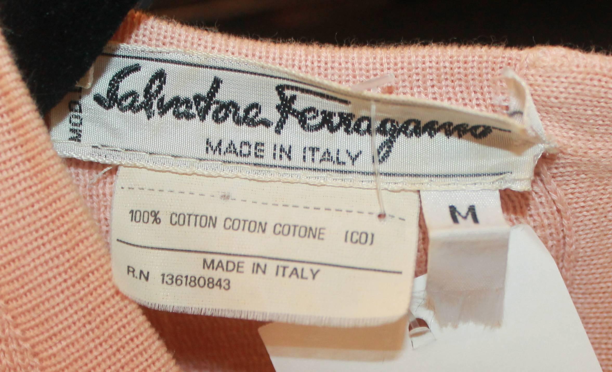 Salvatore Ferragamo Peach Cotton Knit Short Sleeve Shift Dress - Medium In Excellent Condition For Sale In West Palm Beach, FL