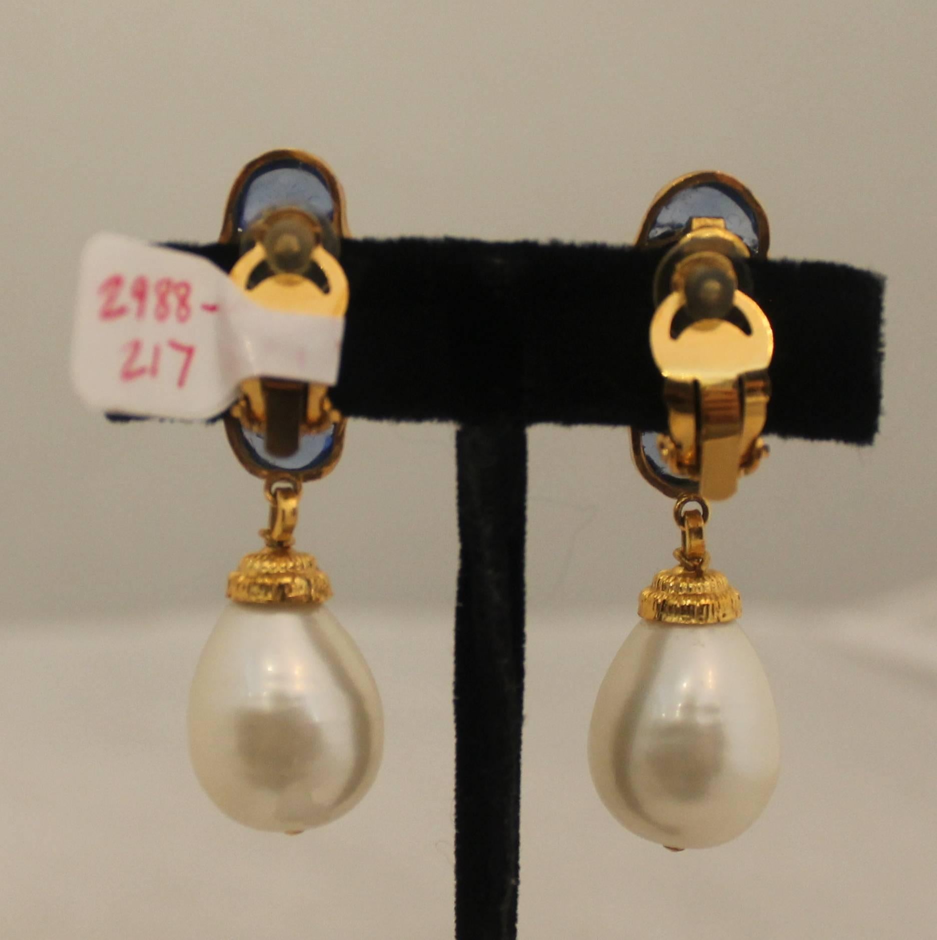 Chanel Wine & Blue Gripoix Clip-On Earrings w/ Dangling Pearl - Circa 1997 In Good Condition In West Palm Beach, FL