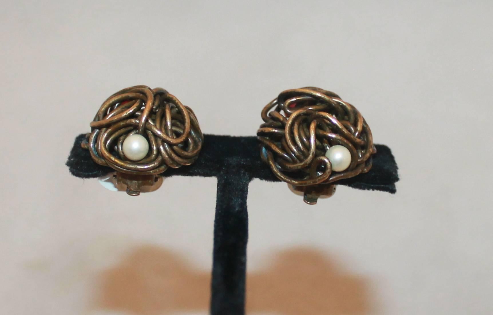 Chanel Woven Goldtone Wire Clip-On Earrings w/ Pearl & Red Gripoix - Circa 1997 In Good Condition In West Palm Beach, FL