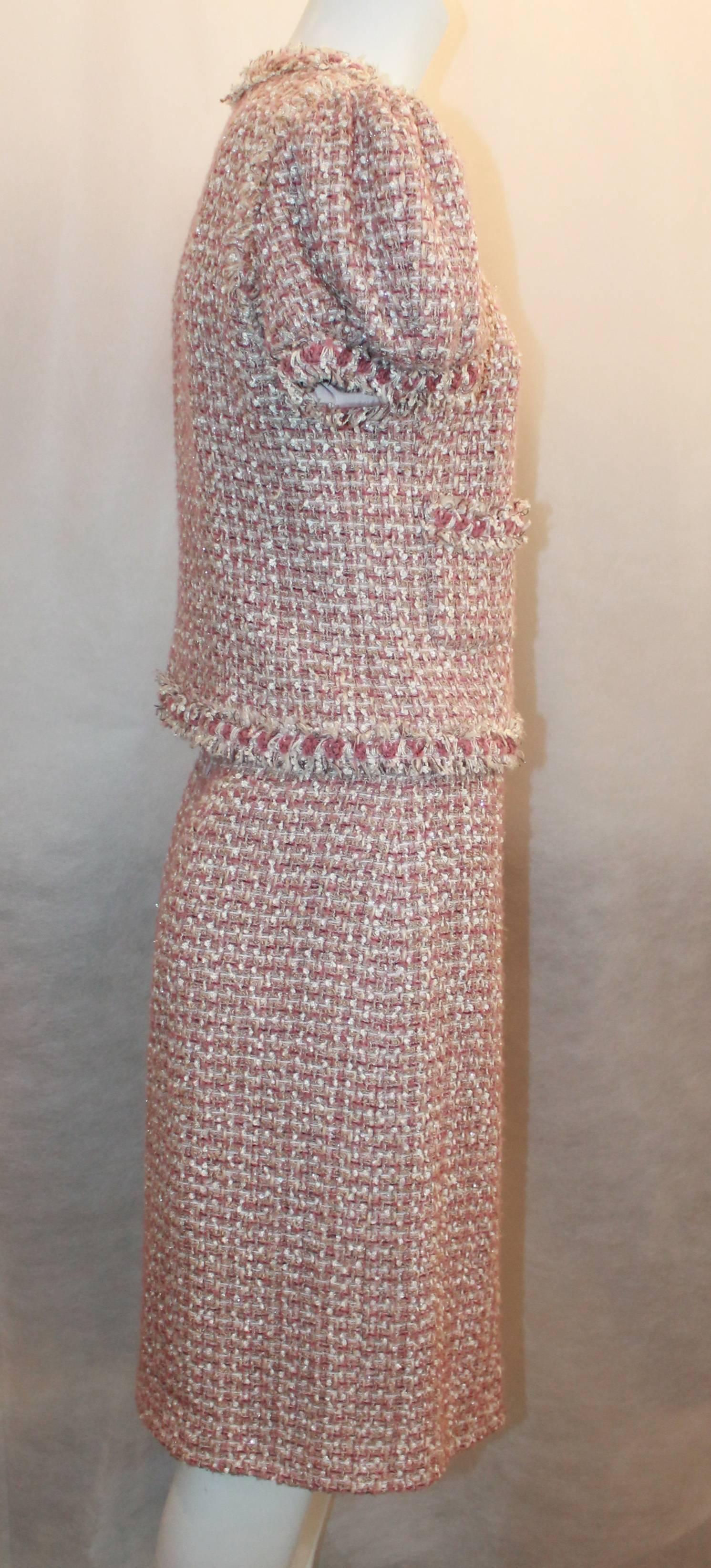 Brown Chanel Rose, Tan, & Ivory Short Sleeved Tweed & Silk Blend Skirt Suit -38/40-06C