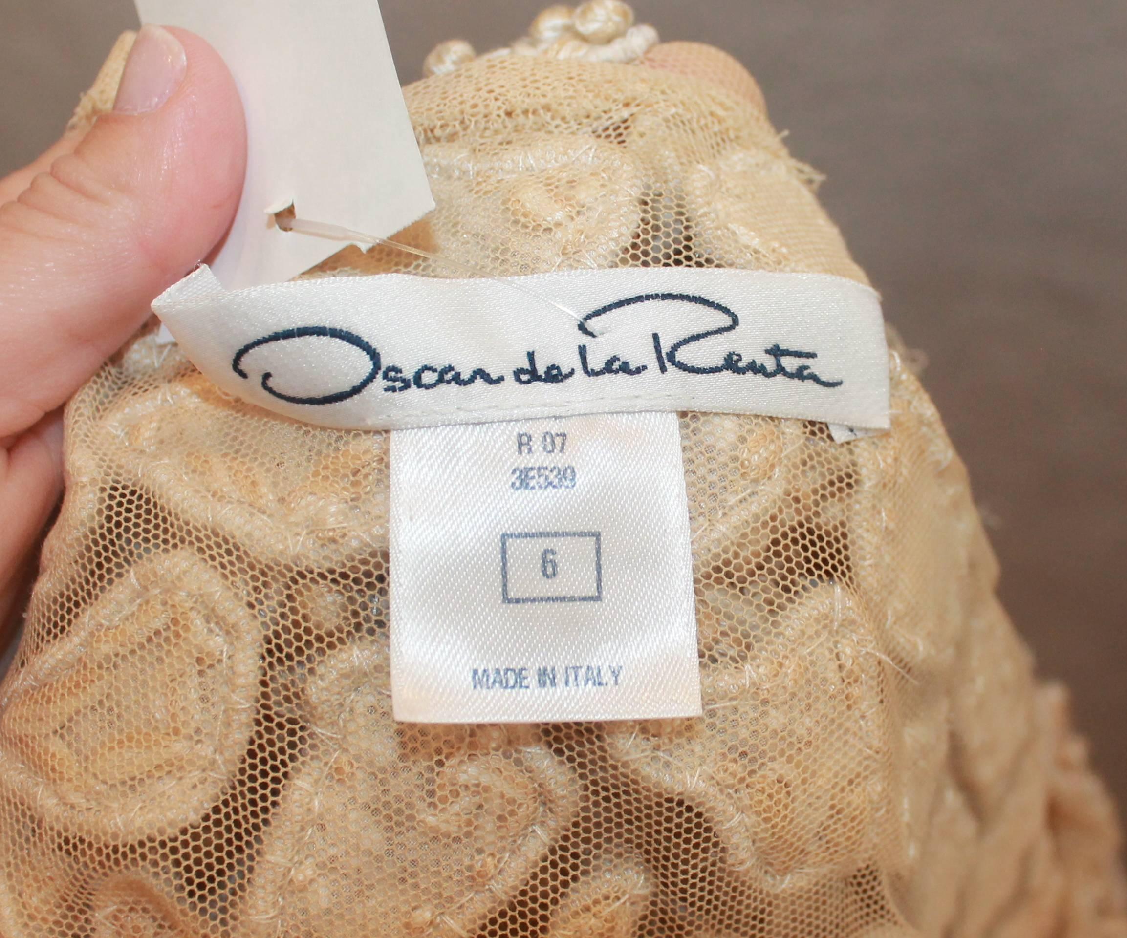 Oscar de la Renta Ivory Embroidered Soutache Lace Jacket - Size 6 Circa 2007 In Excellent Condition For Sale In West Palm Beach, FL