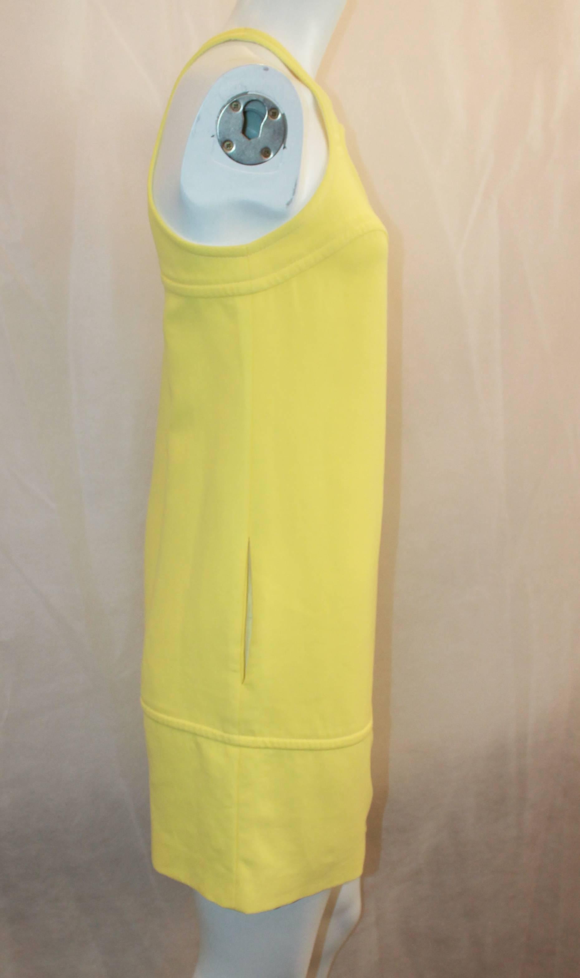 Emilio Pucci New Yellow Halter Dress with Keyhole - 38 In Excellent Condition In West Palm Beach, FL