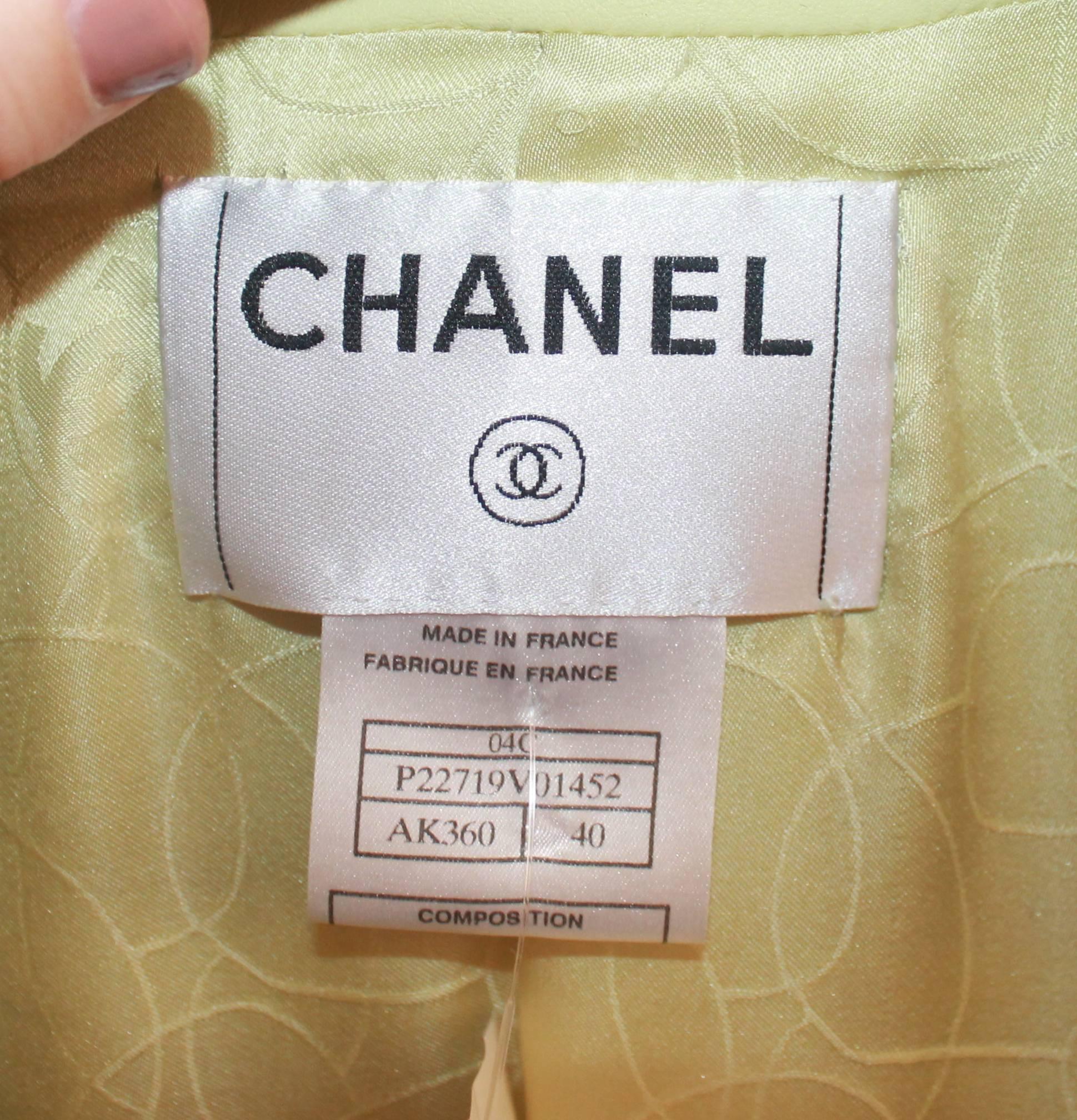 Chanel Chartreuse Lambskin 3/4 Coat - 40 - 04C  In Excellent Condition For Sale In West Palm Beach, FL