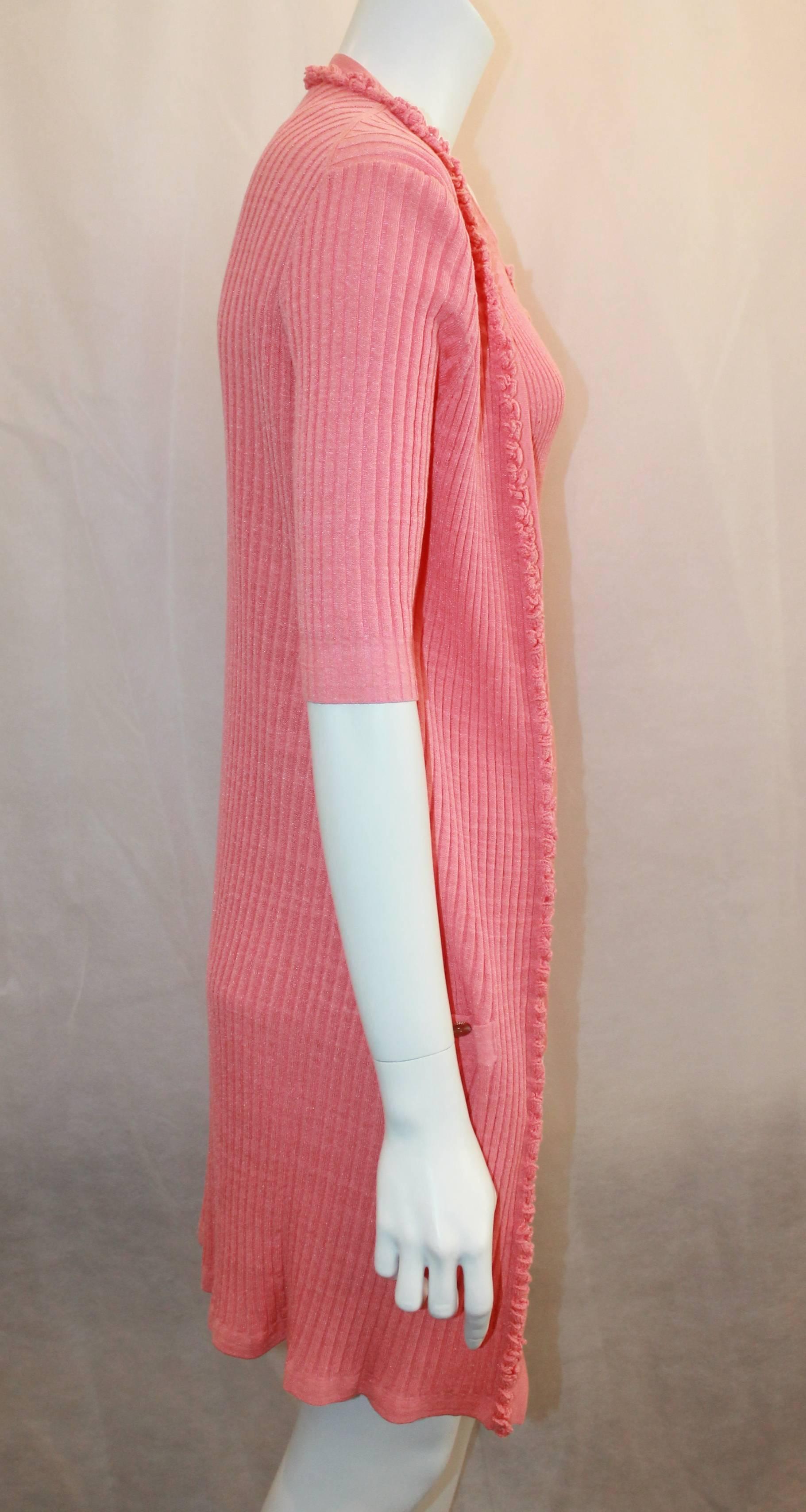Chanel Coral Cotton Blend Knitted Sweater Set - 42 - 09P In Excellent Condition In West Palm Beach, FL