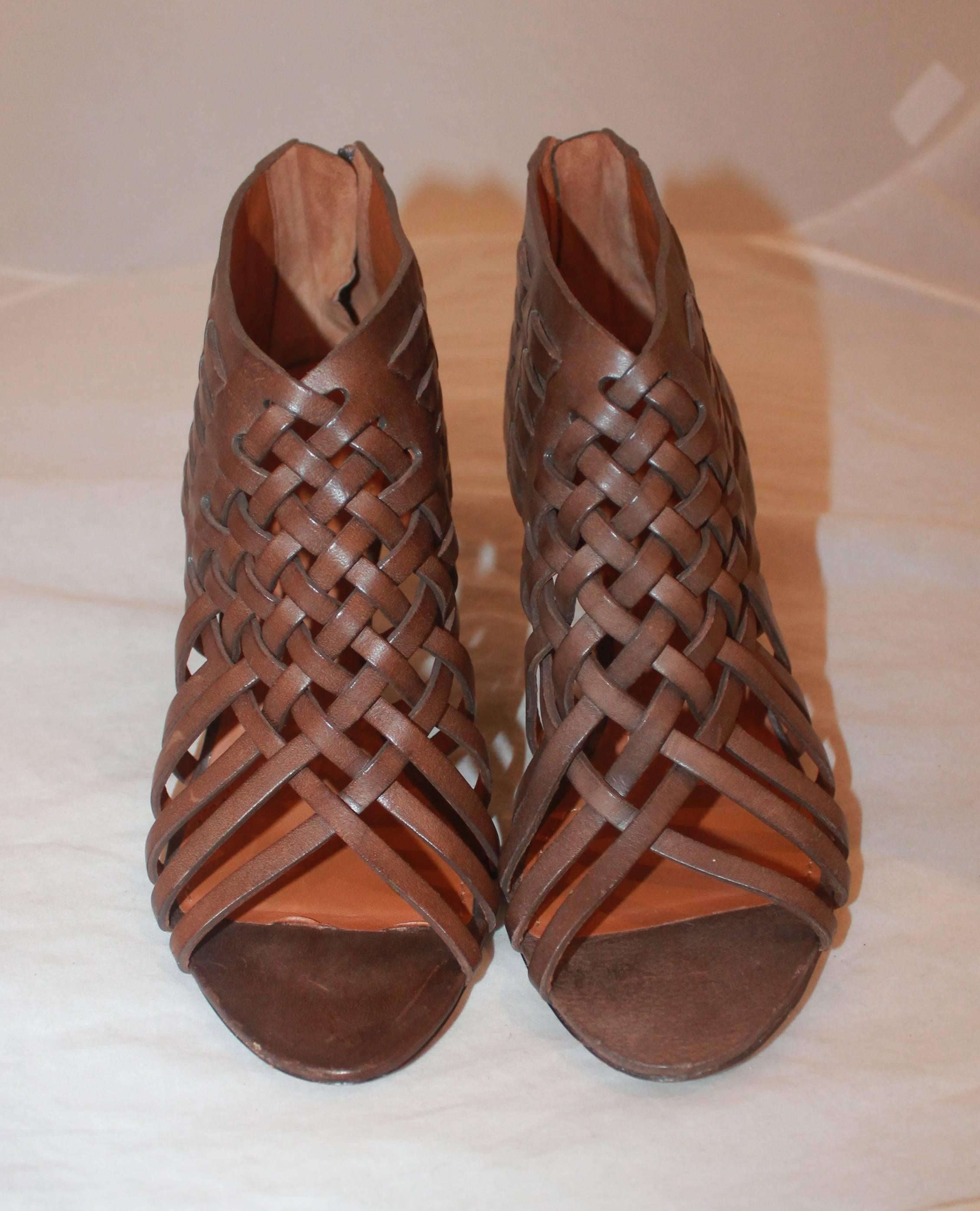 Givenchy Brown Woven Leather Sandal Bootie with Back Zipper - 40 In Excellent Condition In West Palm Beach, FL