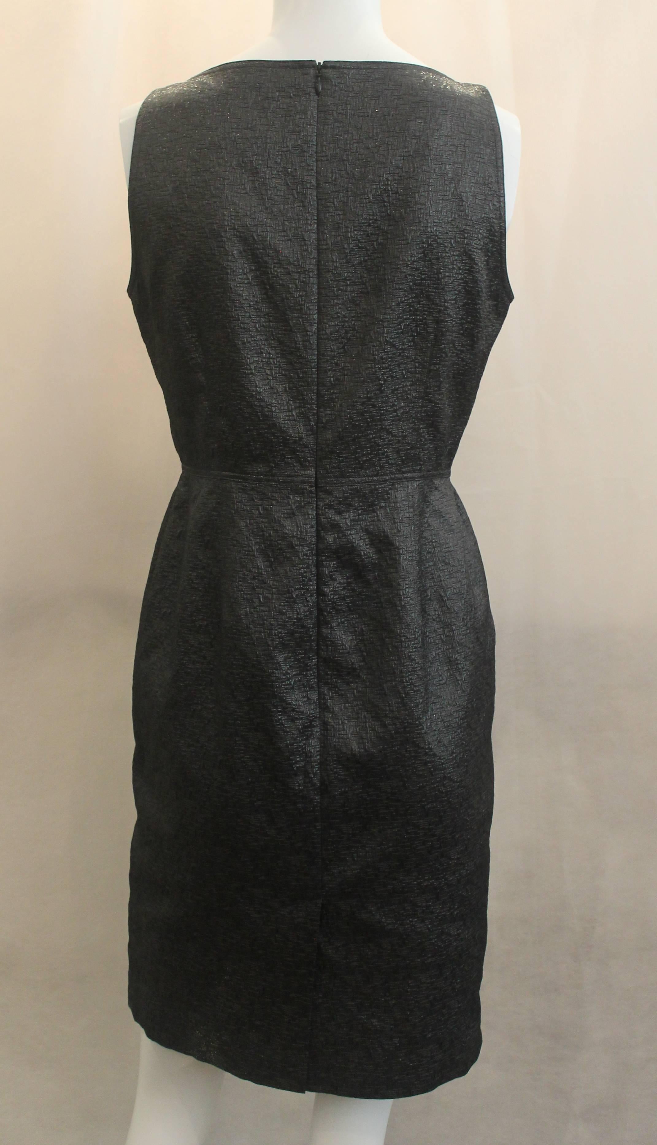 Burberry Sleeveless Fitted Metallic Charcoal Colored Polyester Brocade Dress - 6 In Excellent Condition In West Palm Beach, FL
