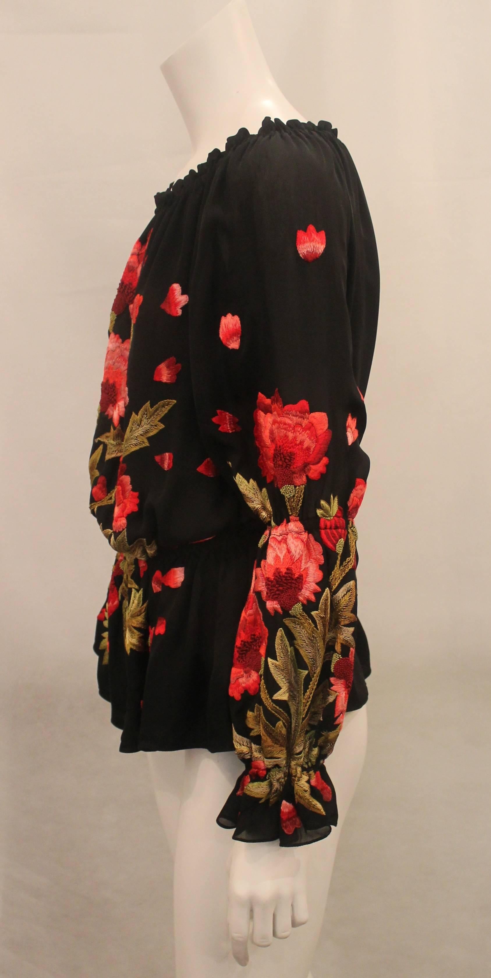 Naeem Khan Black Silk Peasant Blouse with Floral Embroidery - M In Excellent Condition In West Palm Beach, FL
