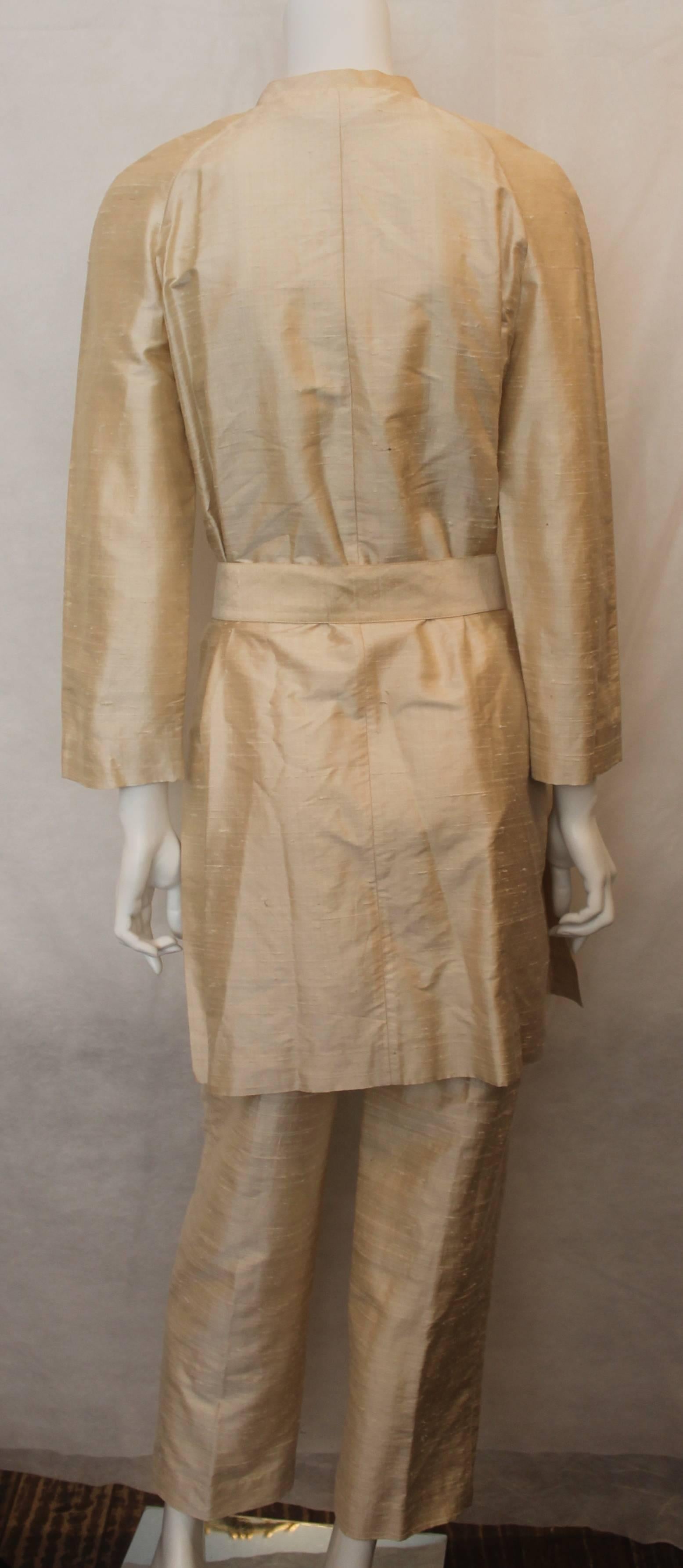 Krizia Ivory Raw Silk Coat & Pant Set with Belt - 42 - 1970's  In Good Condition In West Palm Beach, FL