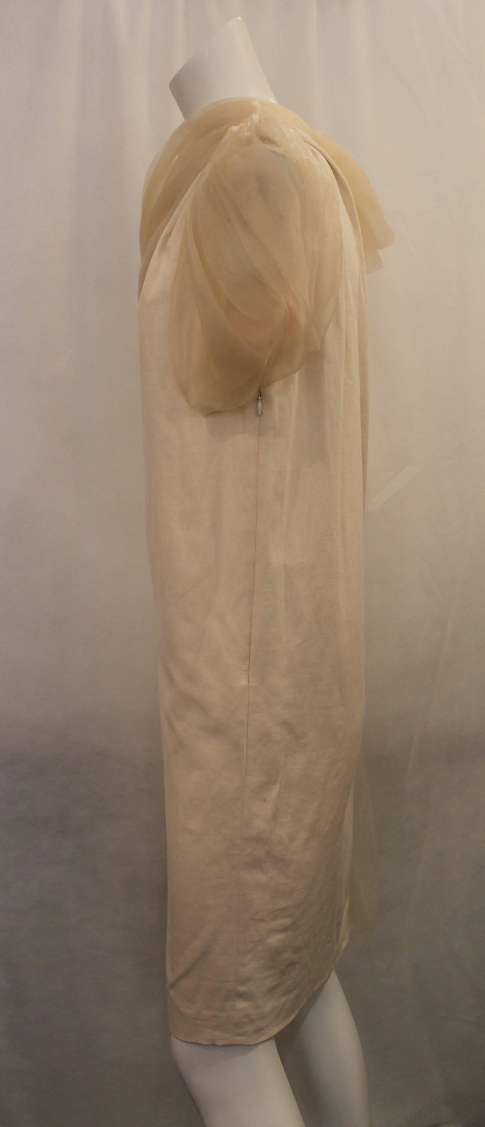 bottega dressing gown cream