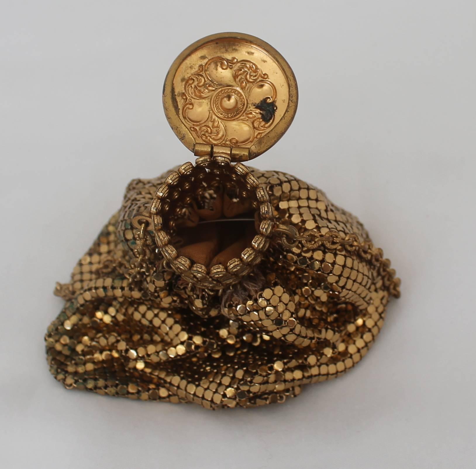 Women's or Men's Whiting & Davis Art Deco Style Gold Mesh Accordian Bag - circa 1940's