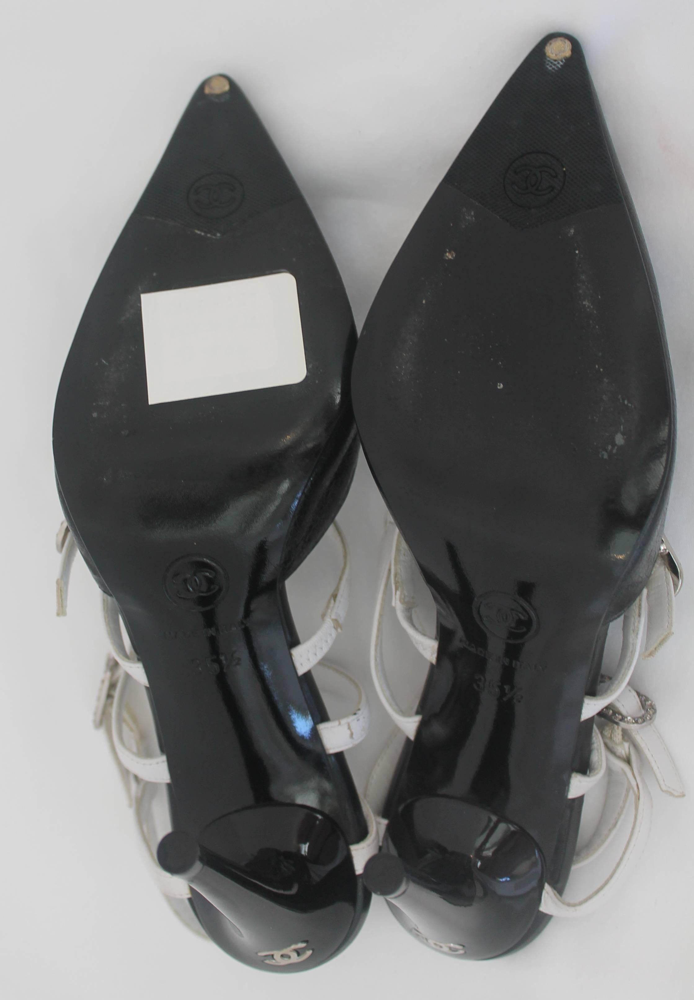 Chanel Black and White Cracked Patent Leather Pointed-Toe Heels - 35.5 1