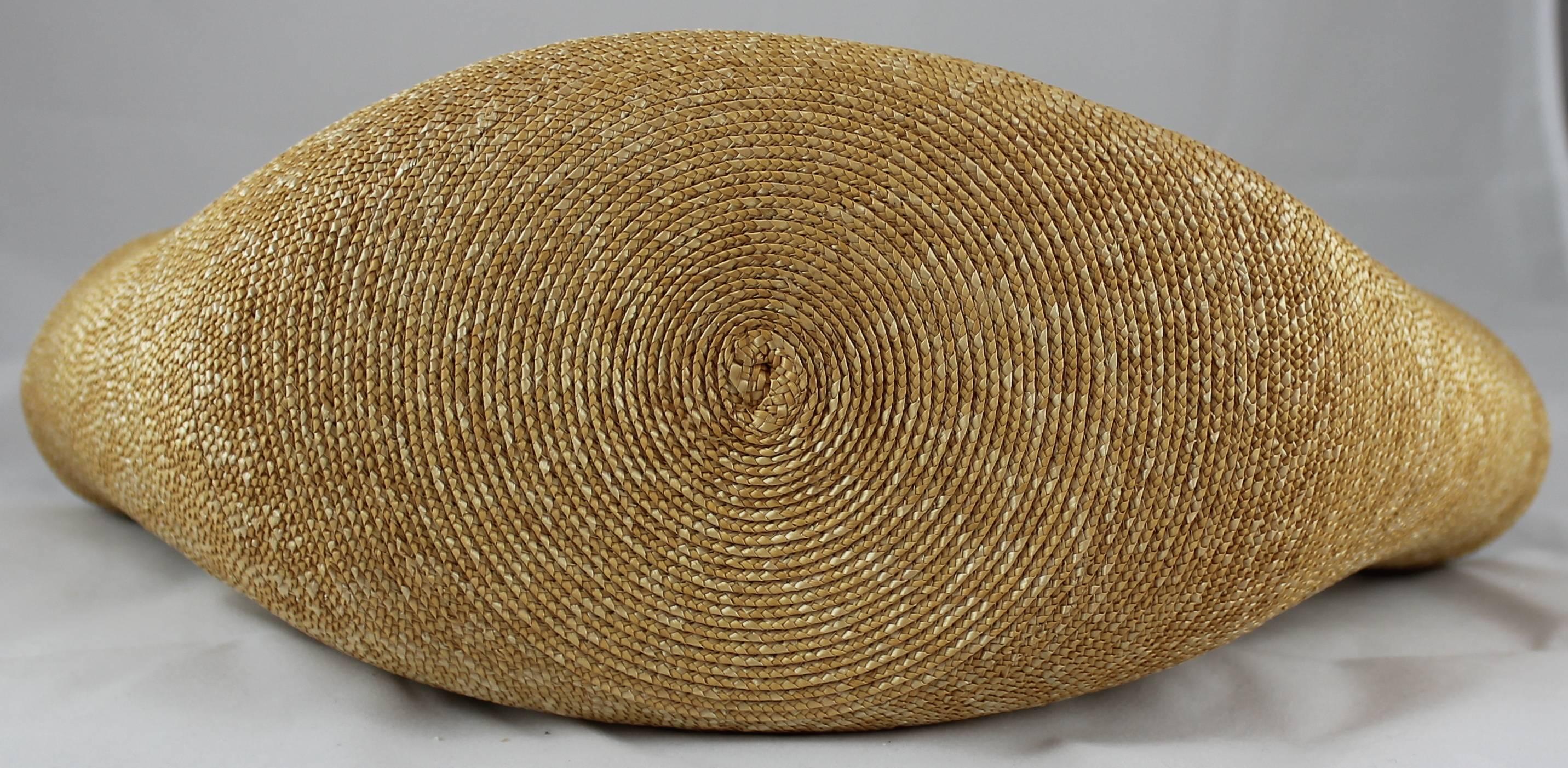 Suzanne Couture Millinery Small Tan Woven Straw Bag with Floral Handles In Excellent Condition In West Palm Beach, FL