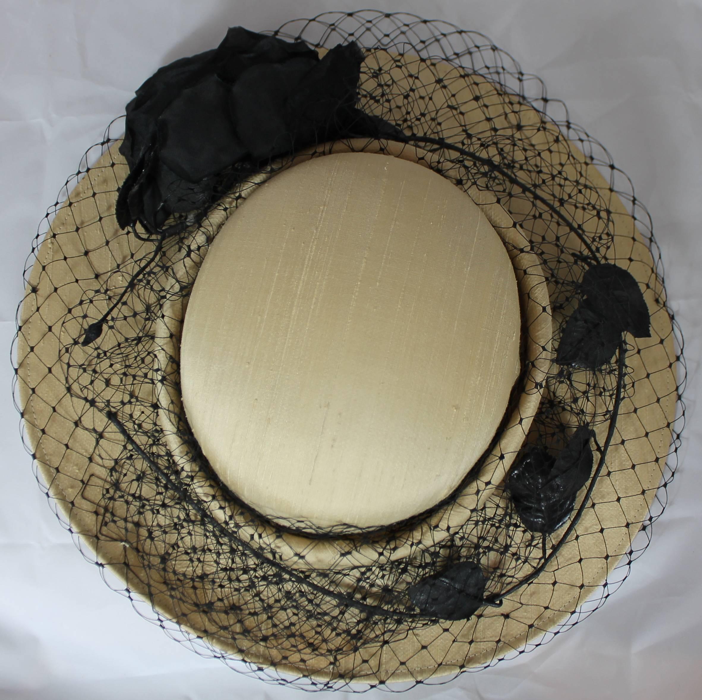 hat with netting