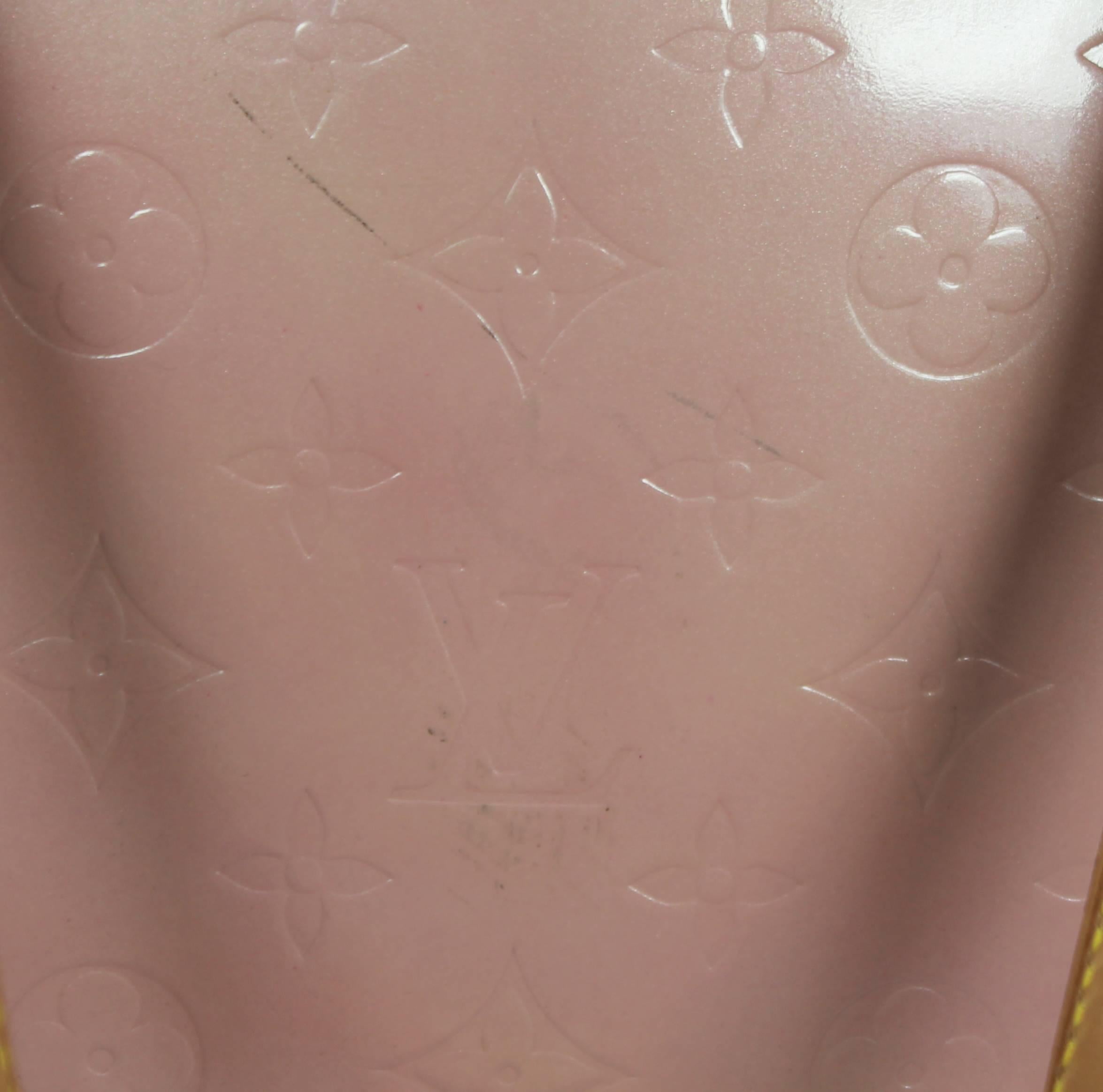 Women's Louis Vuitton Pink Vernis Monogram Shoulder Bag - 1999 - GHW