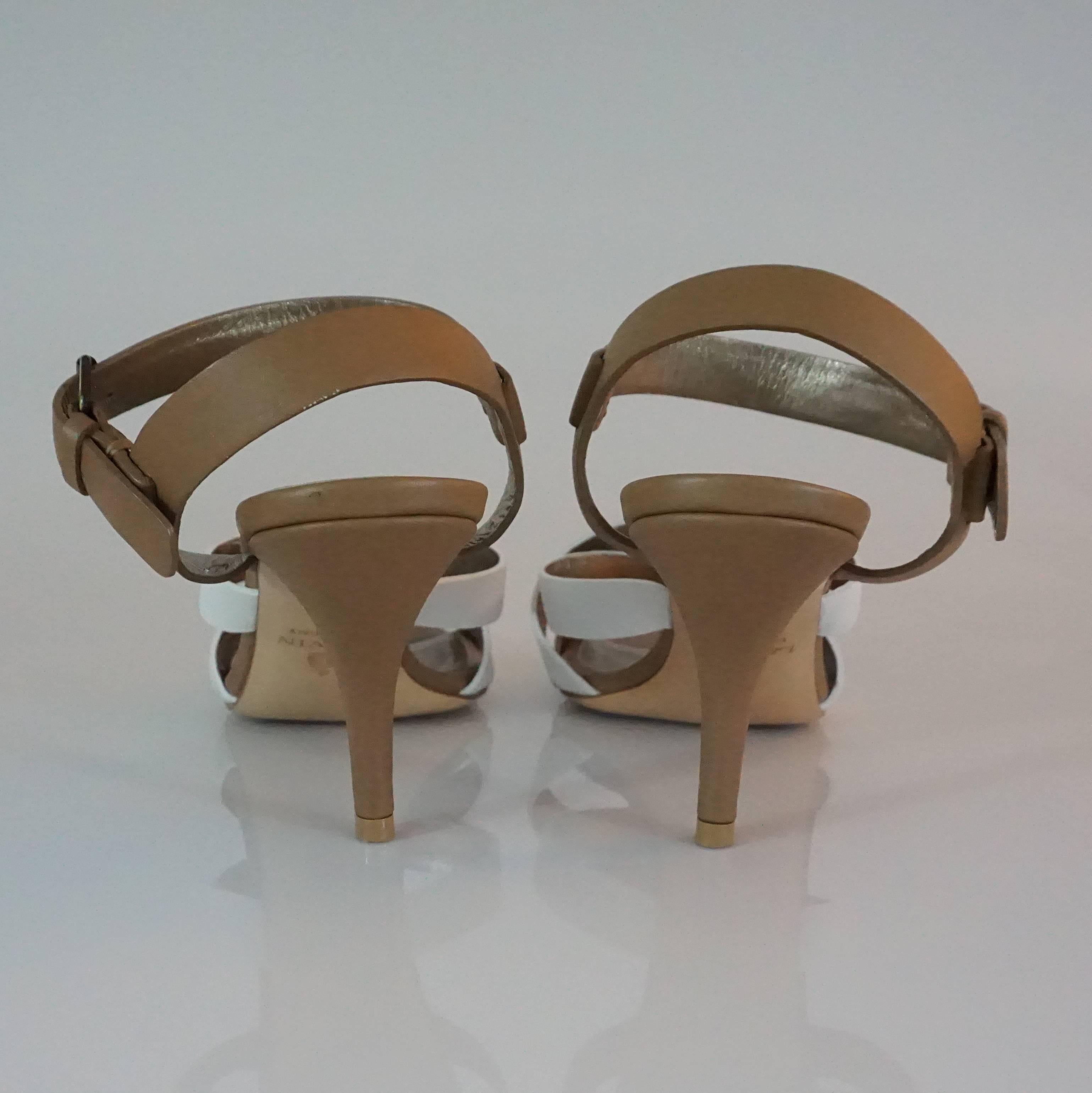 Lanvin Tan/White/Gold Strappy Leather Sandal - 37 In Excellent Condition In West Palm Beach, FL