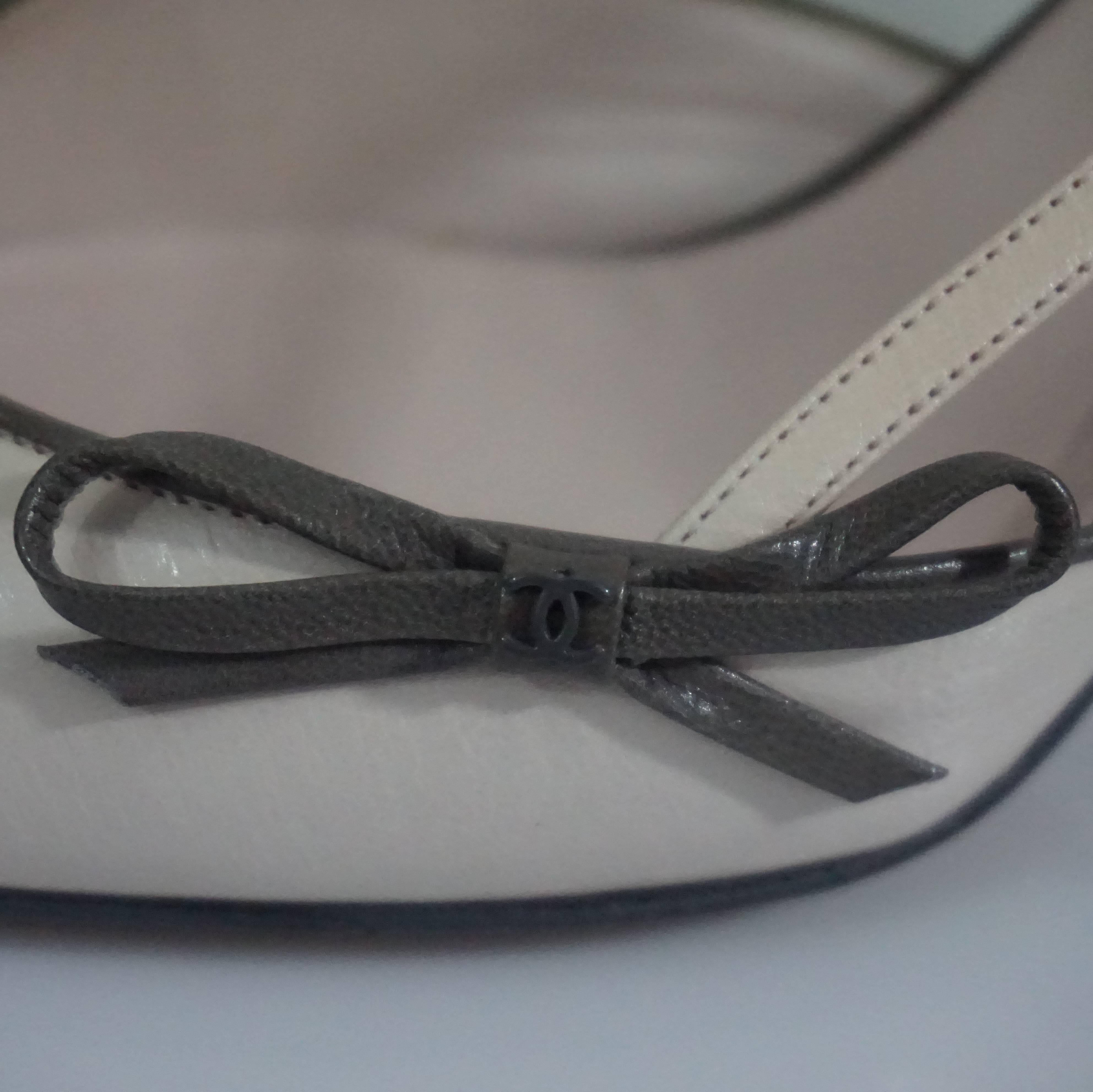 Chanel Creme and Taupe Slingback Heels - 37.5 In Good Condition In West Palm Beach, FL