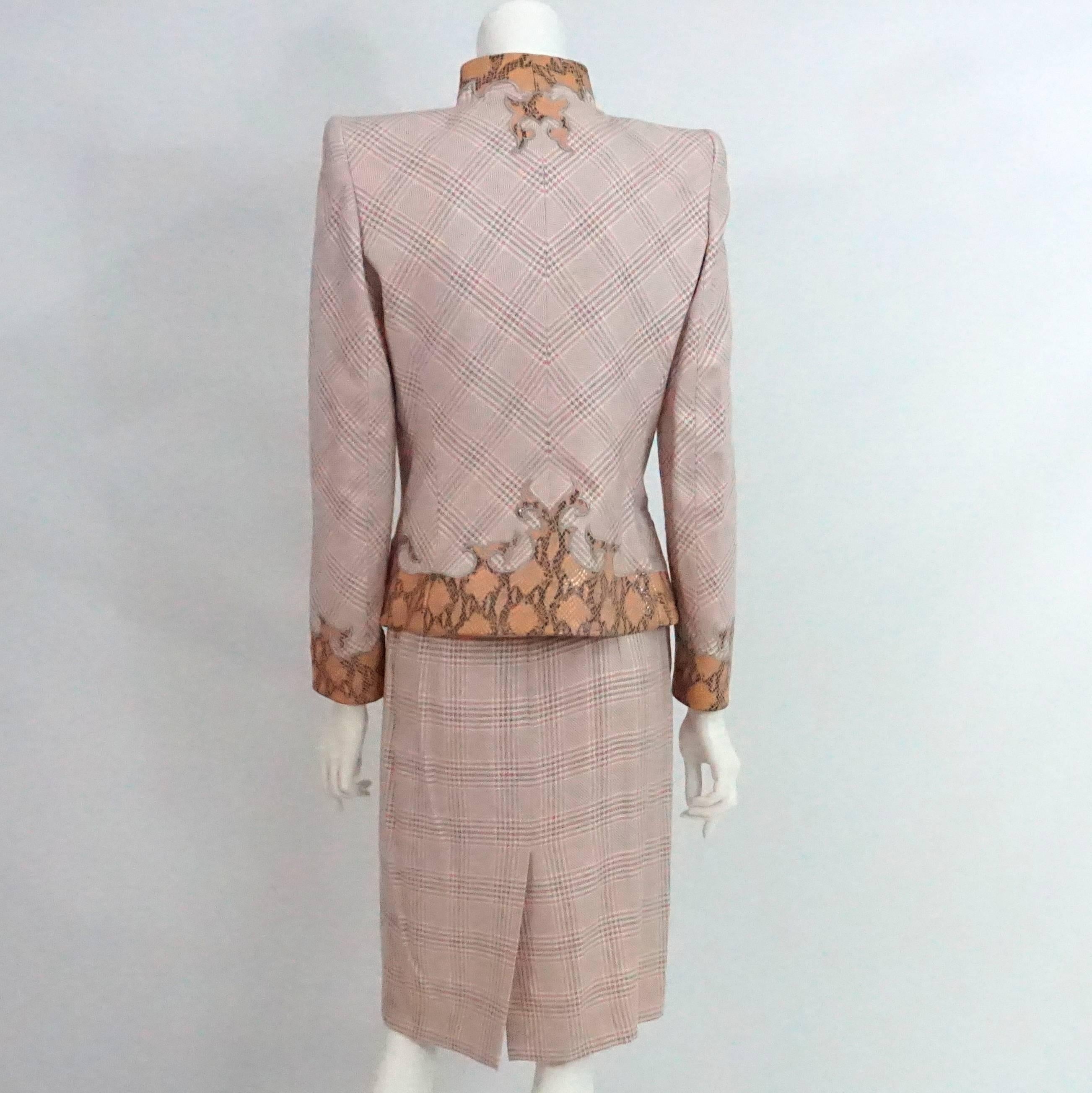 Givenchy Couture Pink Houndstooth Skirt Suit and Top with Snake Detail, 1990s In Excellent Condition In West Palm Beach, FL