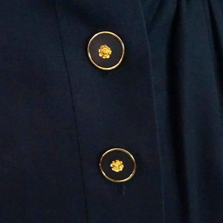 Chanel Navy Cotton Skirt Suit with Cinched Waist - 38 - 1980's  In Good Condition For Sale In Palm Beach, FL