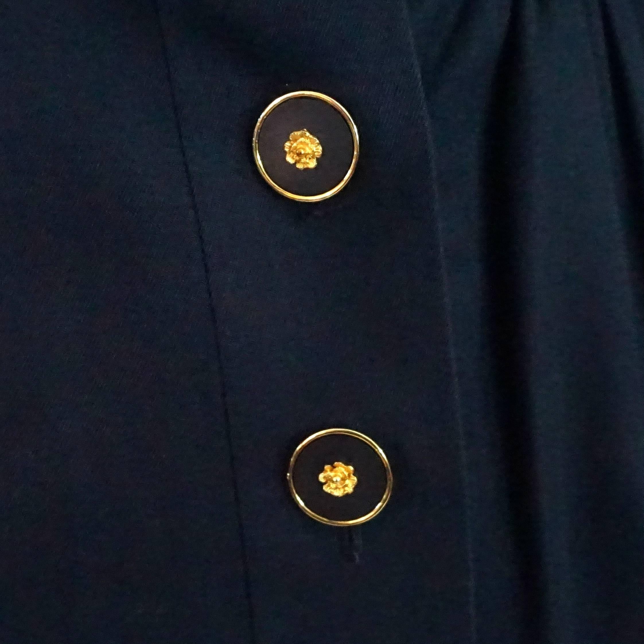 Tailleur jupe à taille cintrée en coton bleu marine Chanel des années 1980, taille 38 Pour femmes en vente