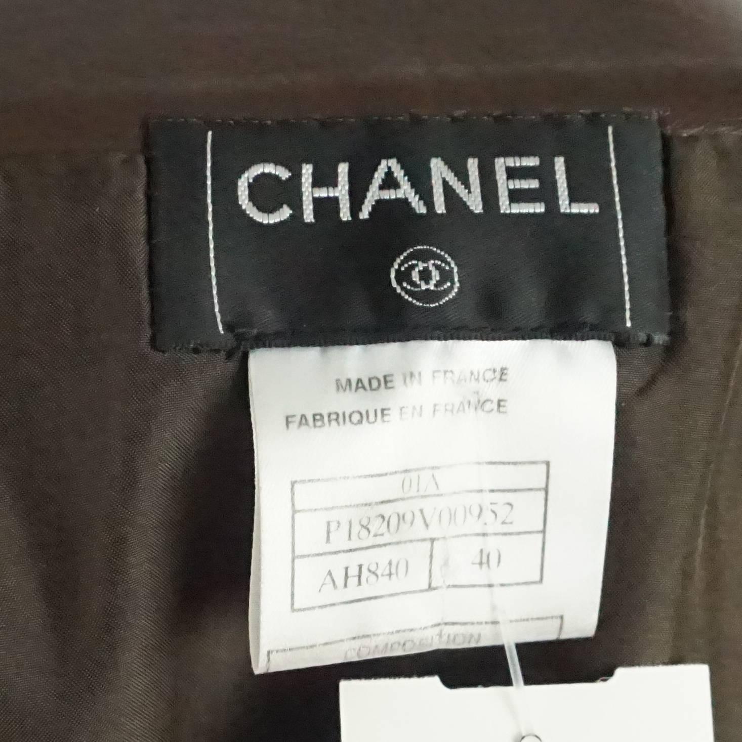 Women's Chanel Brown Lambskin Wrap Skirt - Size 40 - Circa 2001A For Sale