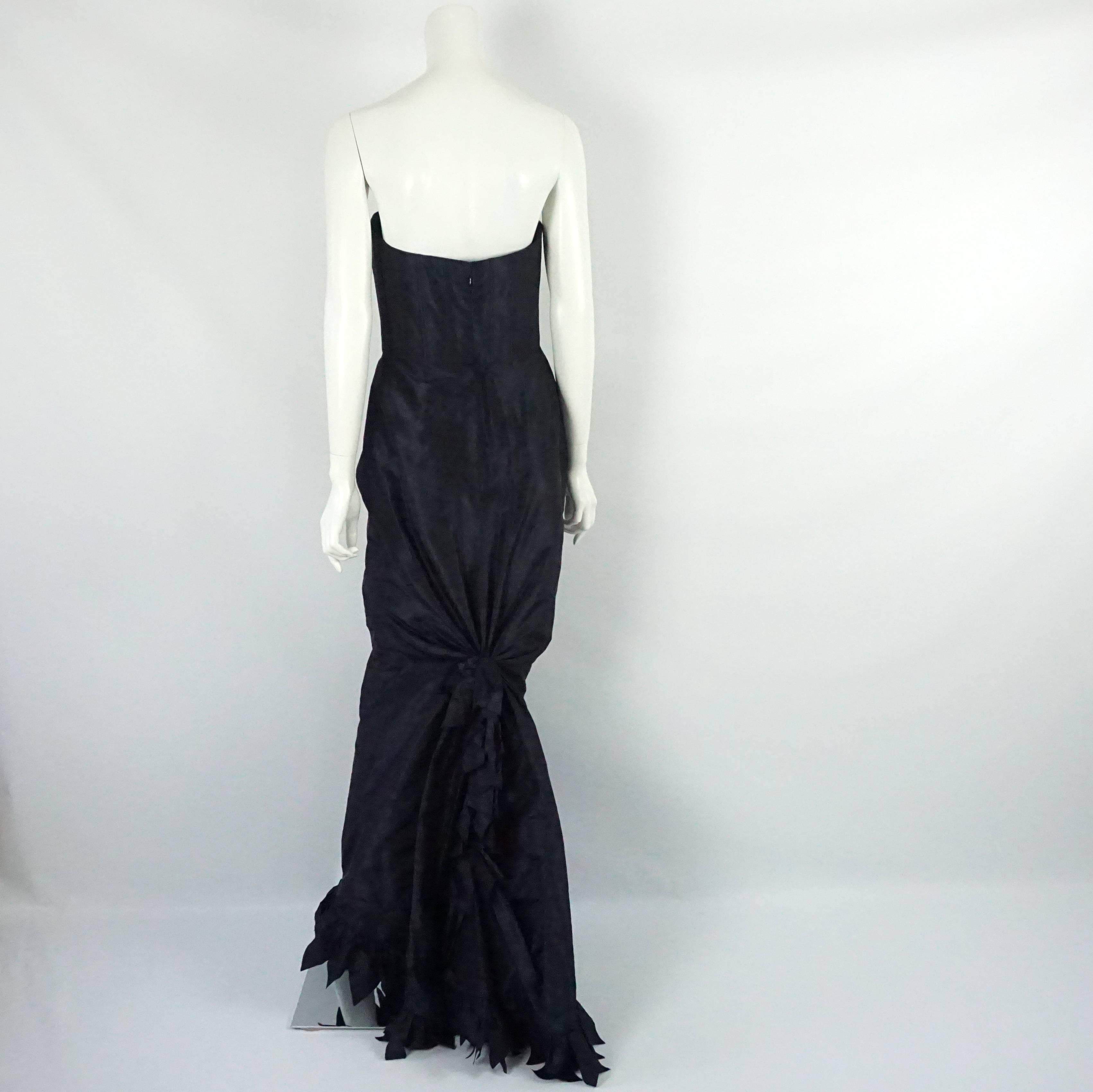 Black Oscar de la Renta Navy Silk Taffeta Strapless Gown - 10 For Sale