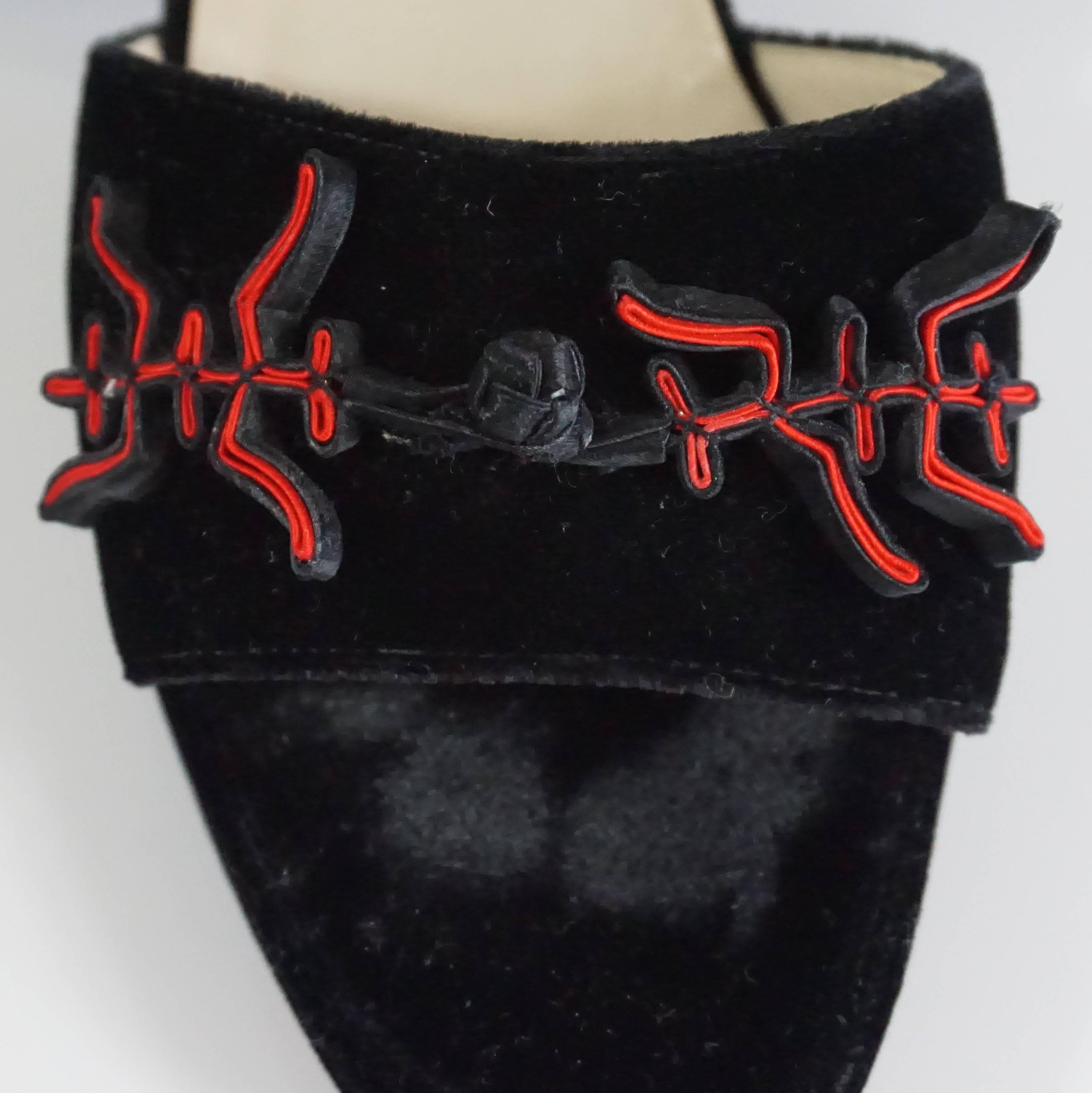 Women's Christian Louboutin Black Velvet Ankle Strap Sandal with Chunky Heel-37 For Sale