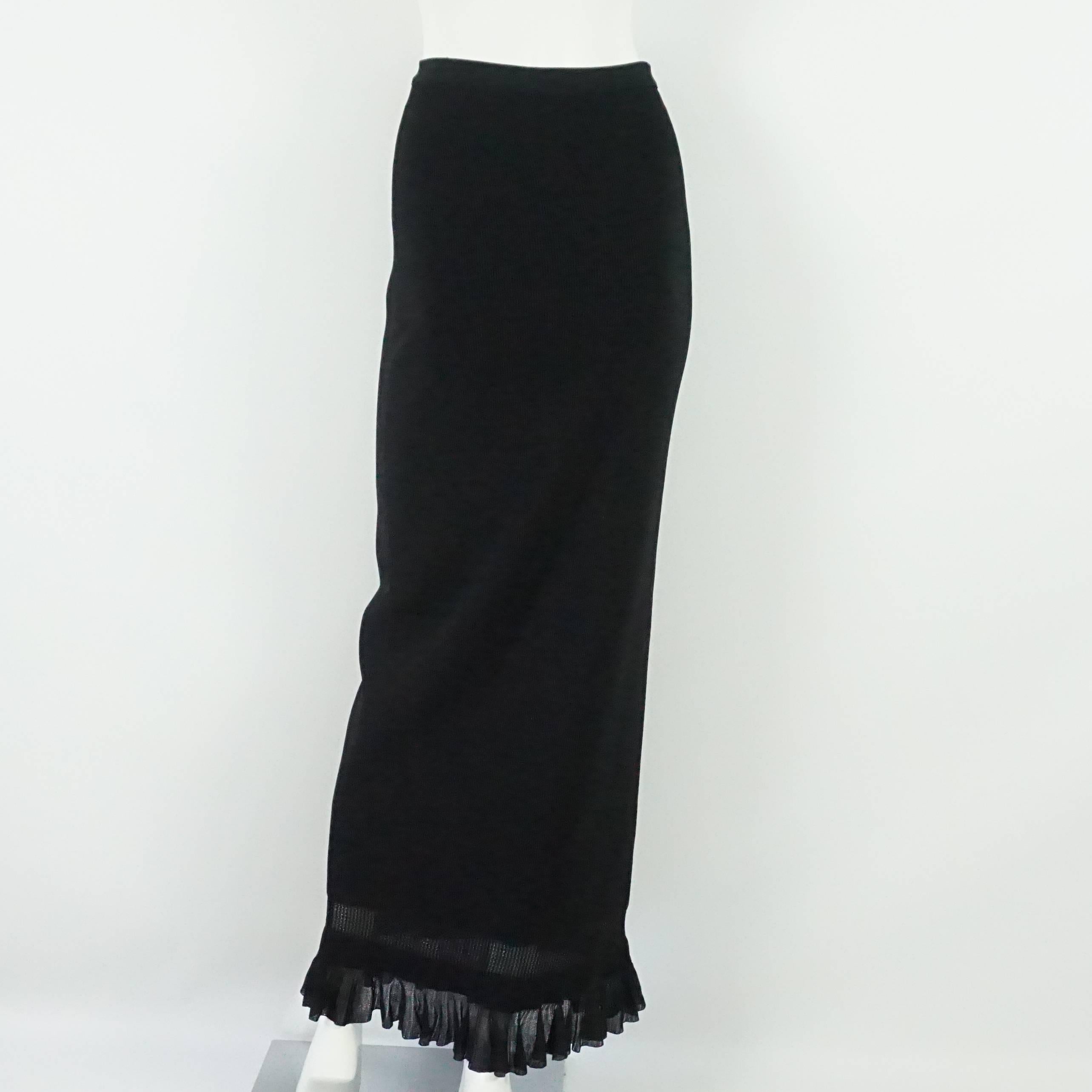 Alaia Black Knit Long Skirt w/ ruffle bottom-38 In Excellent Condition In West Palm Beach, FL