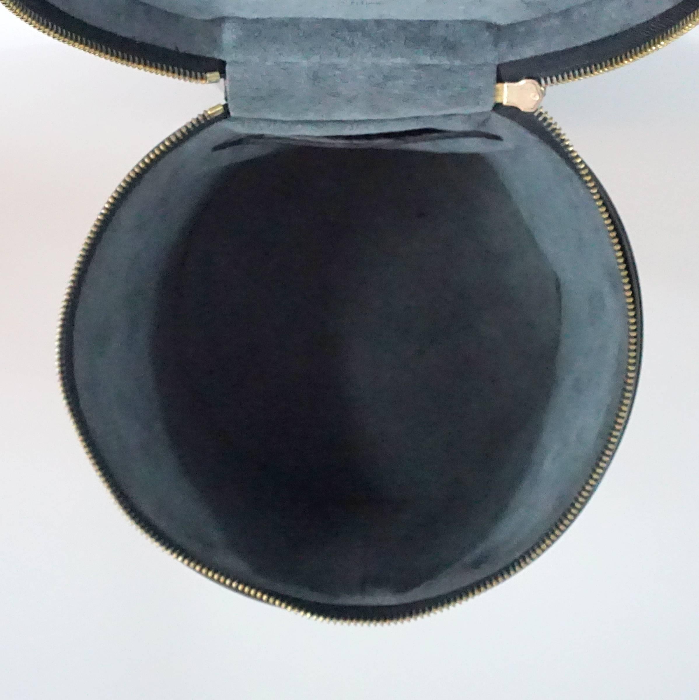 Louis Vuitton Black Epi Leather Zippered Case - 1990's  1