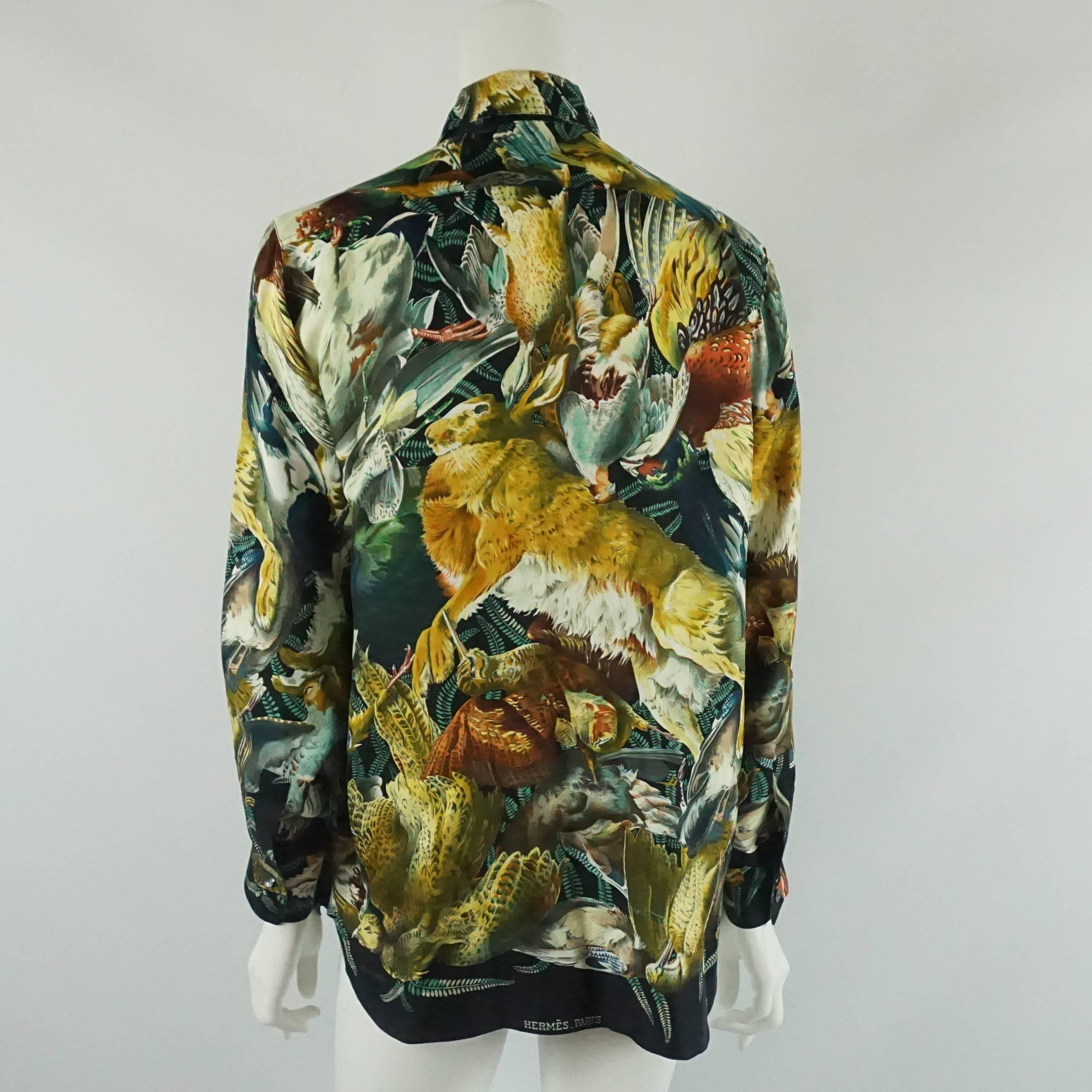 Hermes Vintage Black and Multi Color Animal Theme Printed Silk Shirt - 40 In Excellent Condition In West Palm Beach, FL